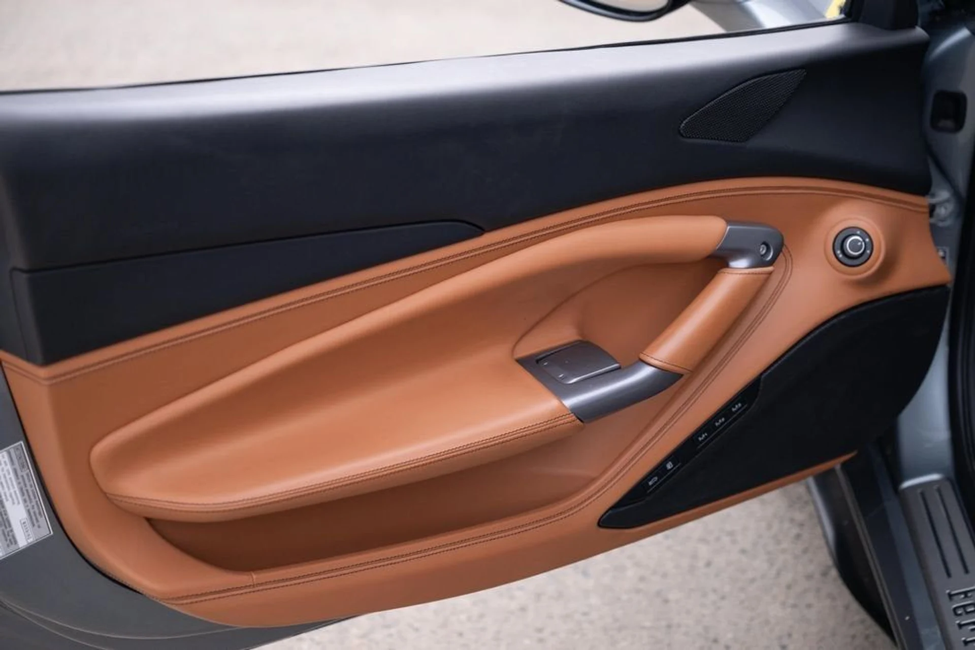 mph026_1556867697_6588ee6b62174e55810b1929e25254a4_92b2e18f2b