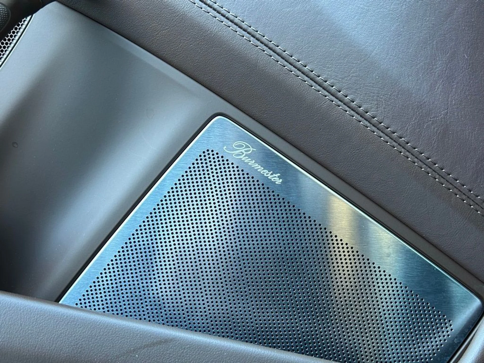 mph026_1557053854_dedc1b1bcadb0109fc4c60c532b82131x_17bd345a4b