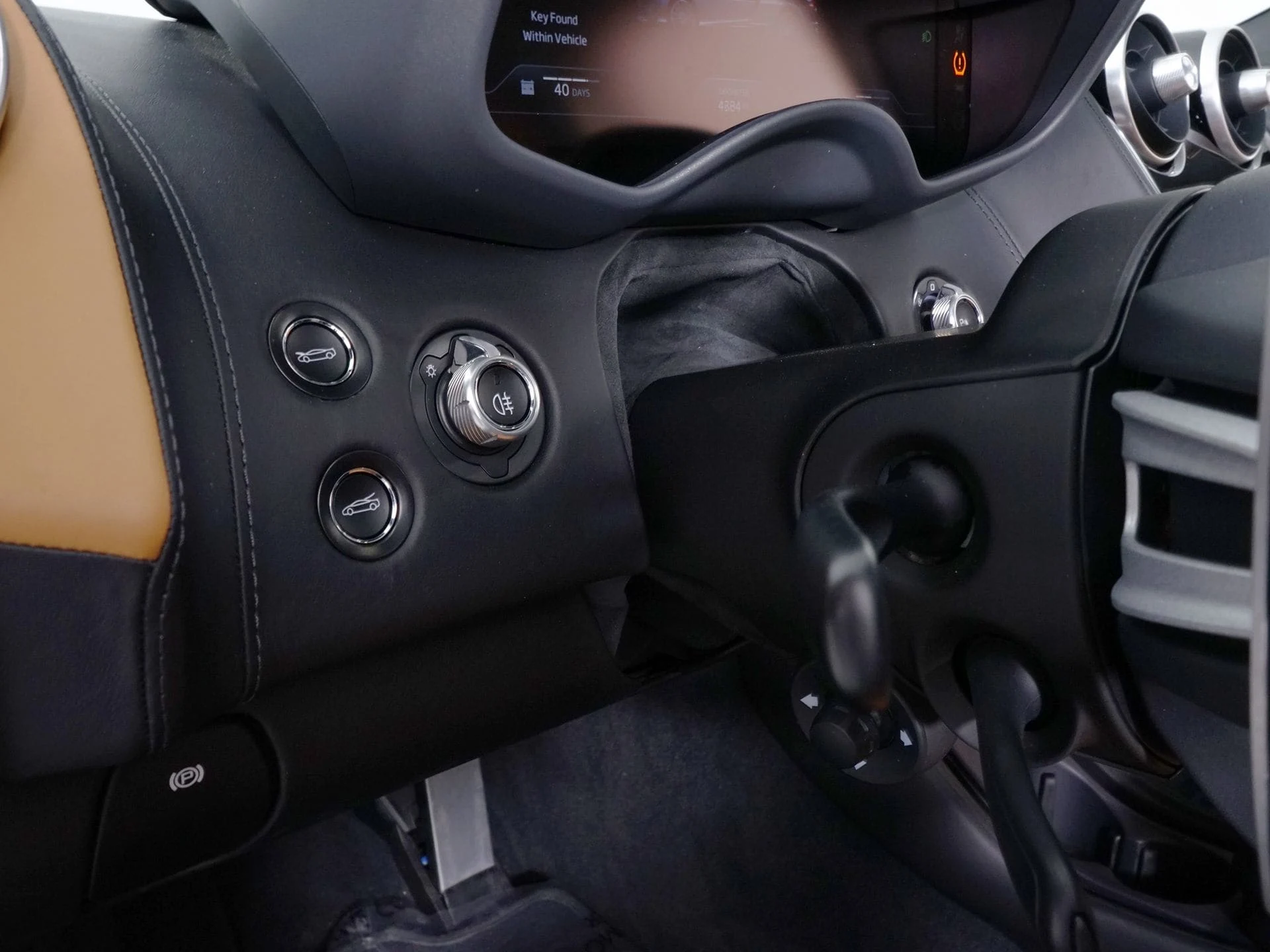 mph026_1572196745_b77c9806a69b1a97698a9a6abf248a95x_b8482f174b