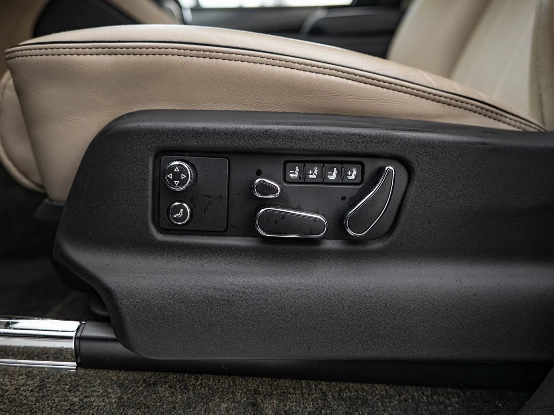 mph026_1572940230_b02c238280400a9d8f84f00774ec272bx_5dffb2d898