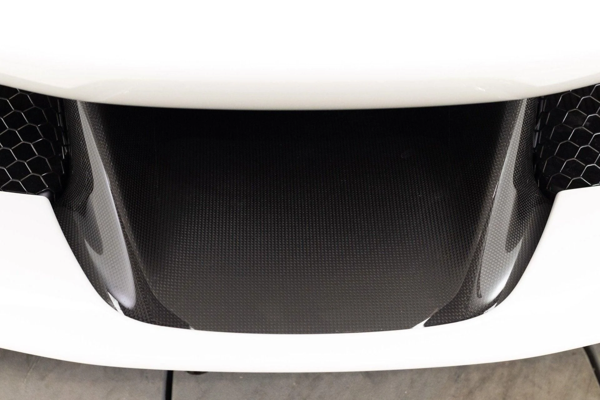 mph026_1573479454_Used_2022_Ferrari_SF_90_Spider_1777382749_d07906ea7d