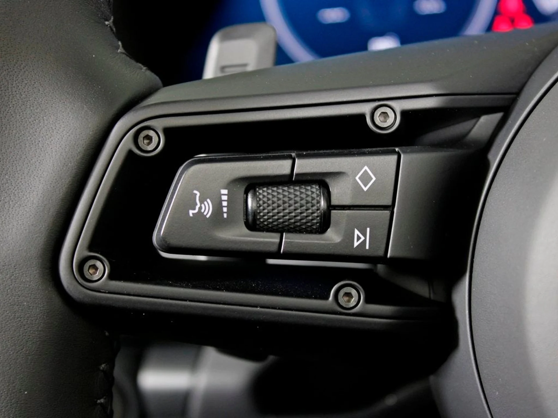 mph026_1575539117_27_5c000e9aac