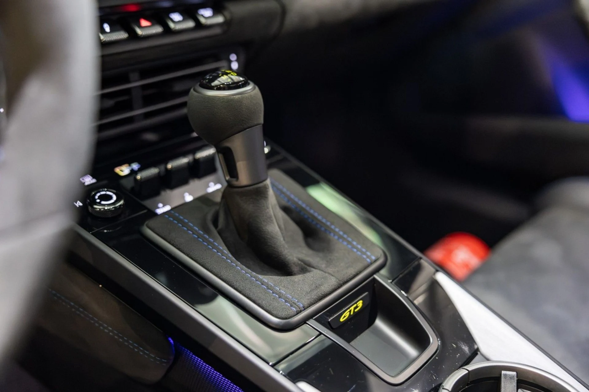 mph026_1577811286_Ew_977fbddf0b