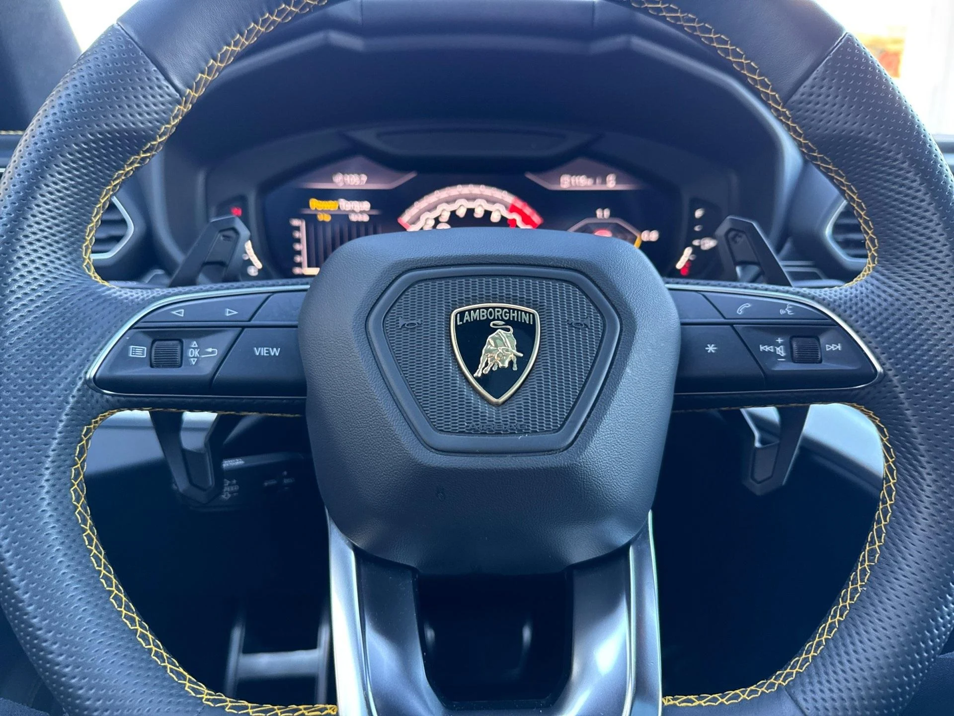 mph026_1579071224_Used_2019_Lamborghini_Urus_Selezione_CPO_1768403569_ccf5f3d52e