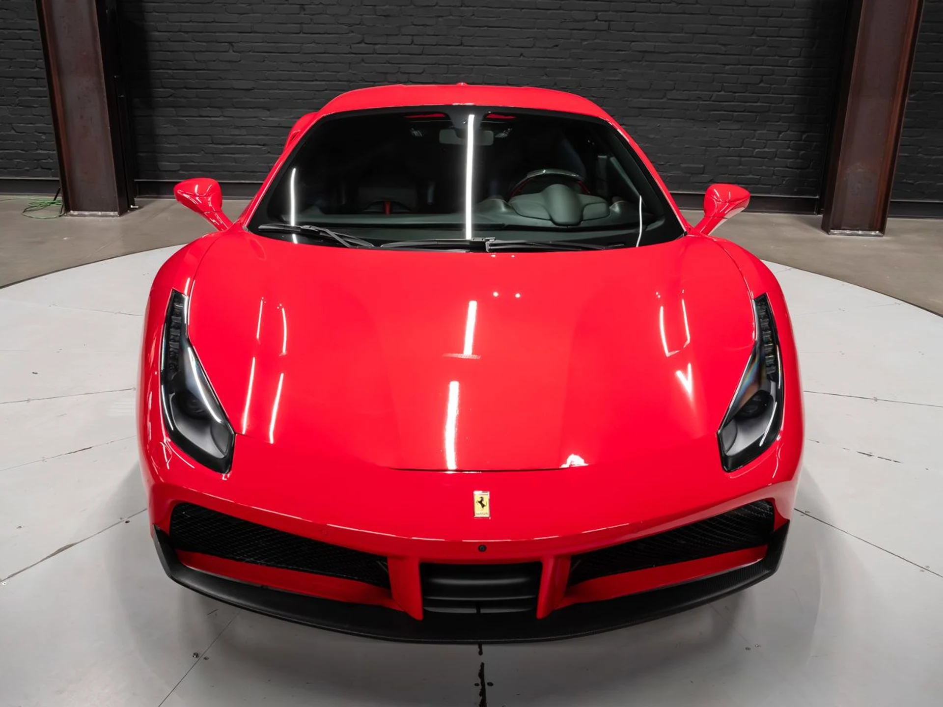 mph026_1581981394_ferrari_488_gtb_2017_ad63ceb1b4