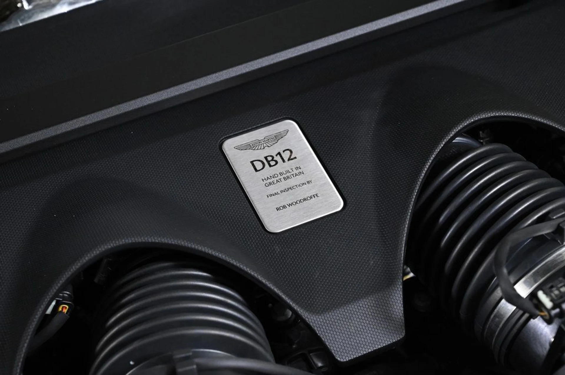 mph026_1582644339_new_2026_aston_martin_db12_volante_11350_23005551_26_1024_b934d6b636