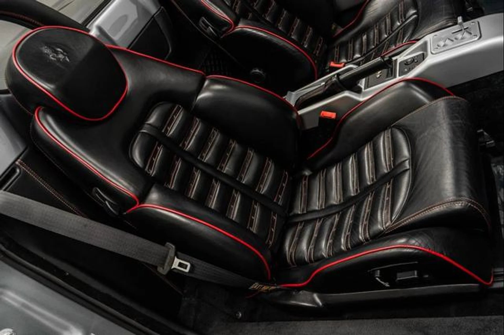 mph026_1612028459_0l8zs_O2i_A_K0c_Ad_Xi_Cn_B_Hha2_KCQ_13313ba521