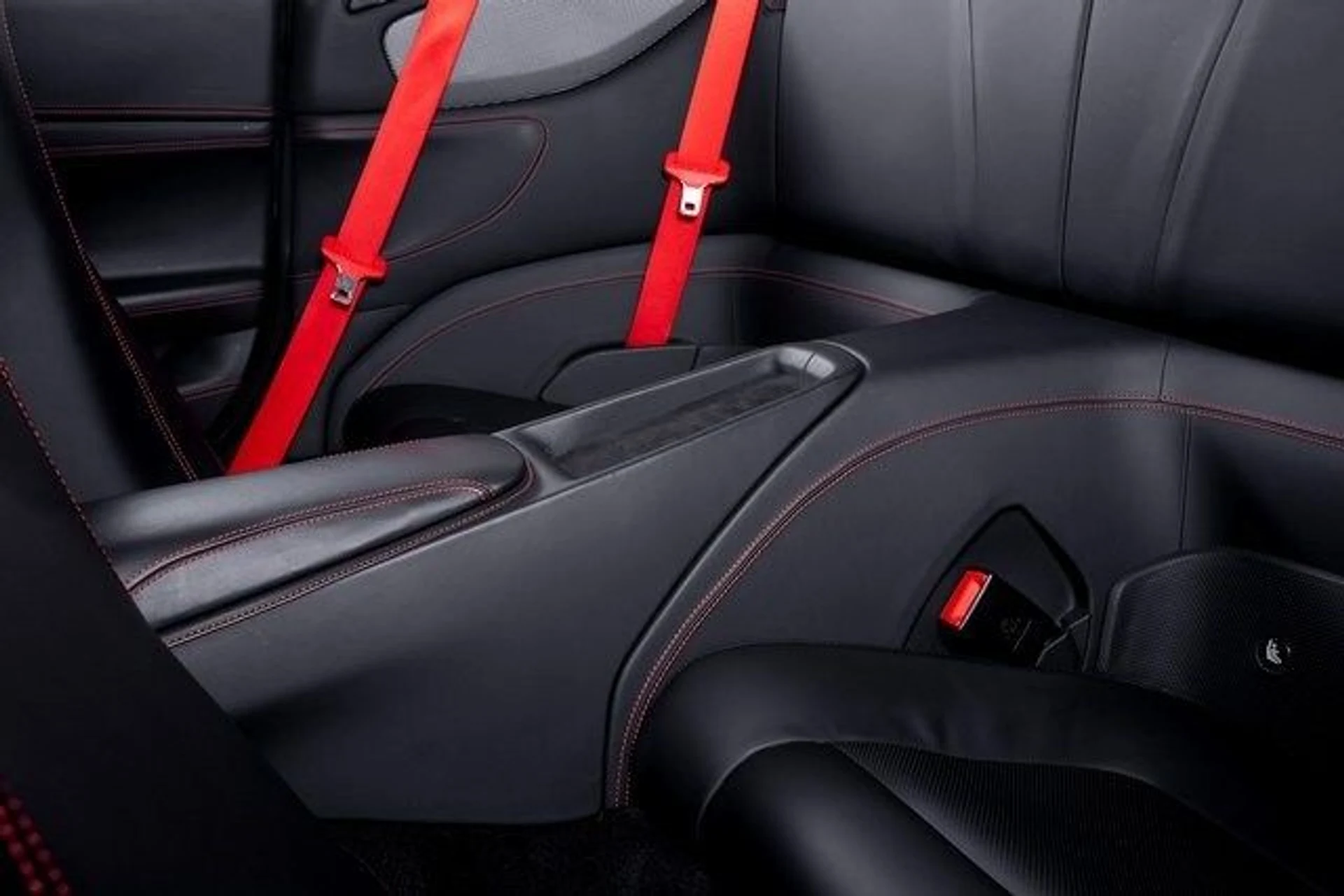 mph026_1619123945_44a3ce9a20a62bafcb46077fef49eb5dx_2ff2400ade