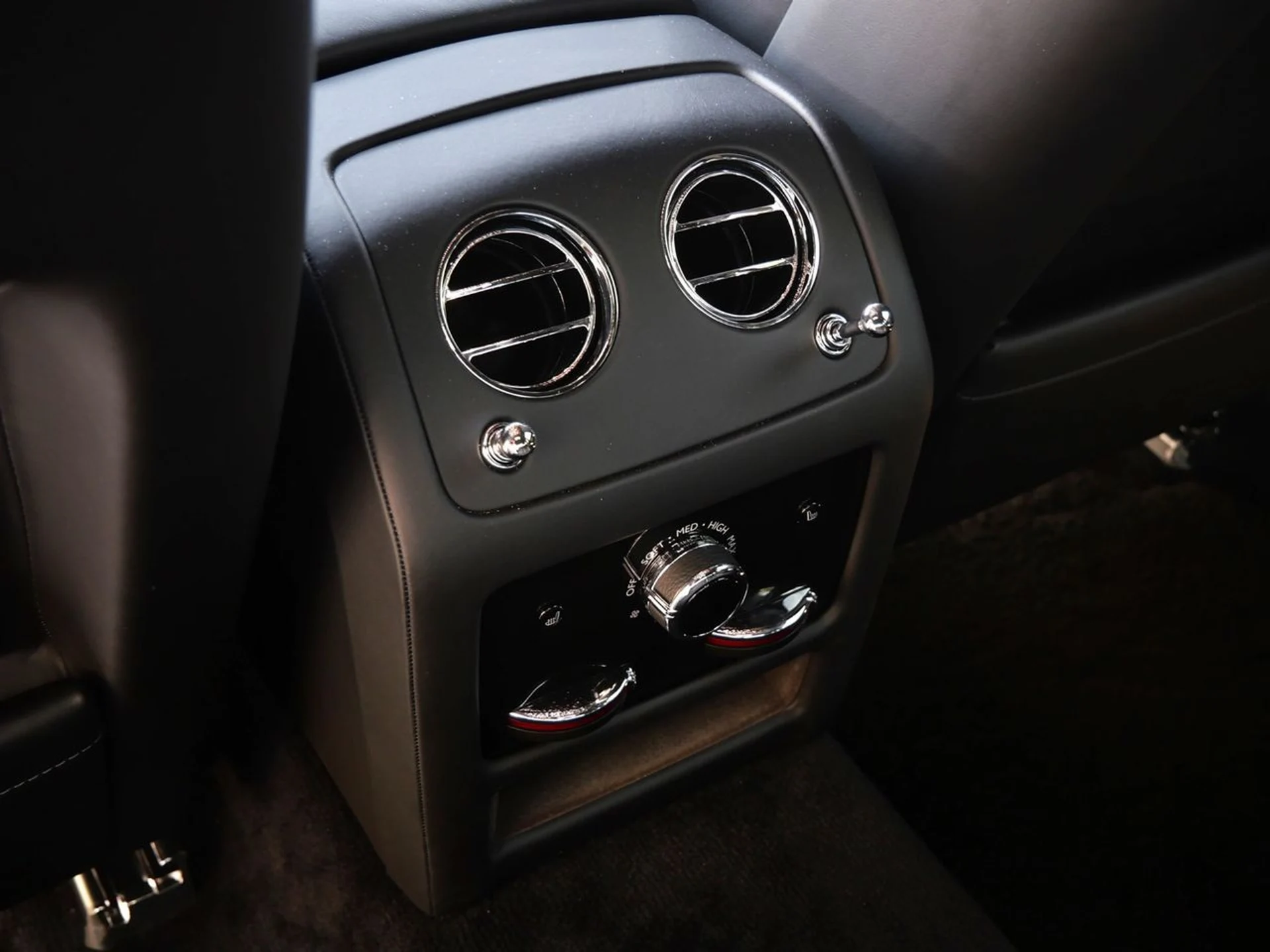 mph026_1634007740_9db06a0e9abd7f81a583e5eafb1879c8x_f44e5470f9