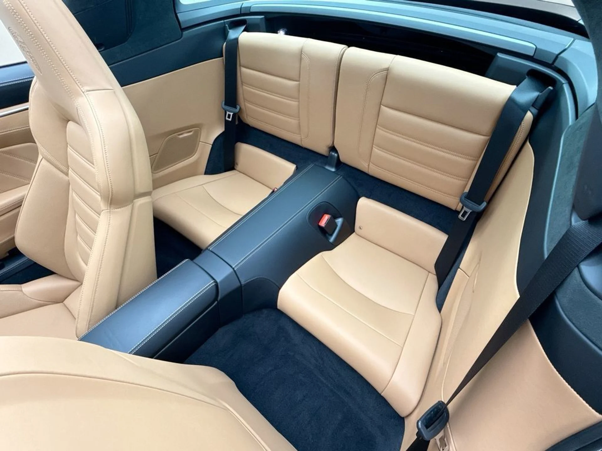 mph026_164367062_used_2024_porsche_911_targaedition50yearsporschedesign_8119_22988931_27_1024_a8dd1bc1e8