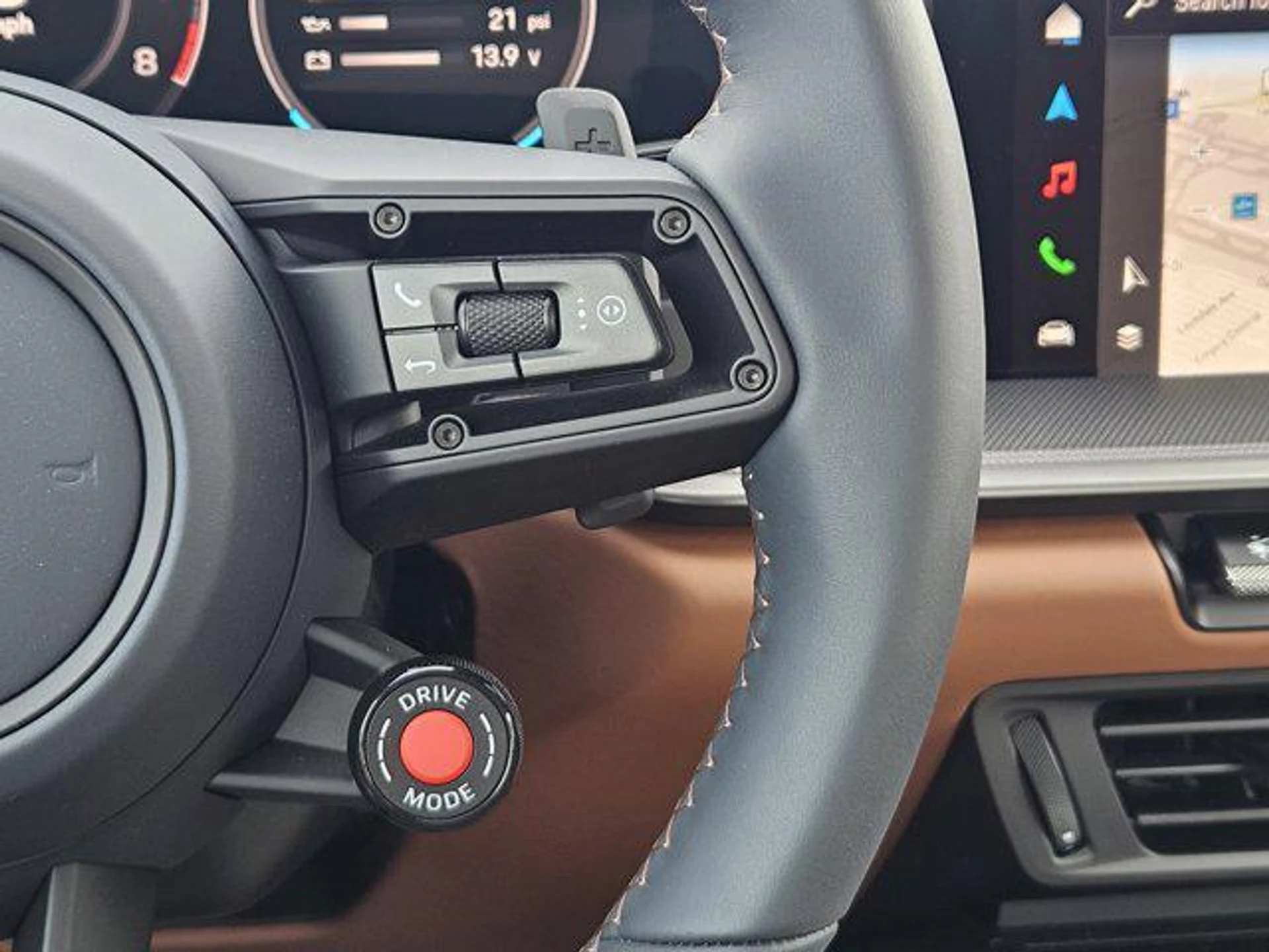 mph026_1655828398_Y_Ch_O_Xr_Dvr_Cj_Ymsj8_zc86a_WH_5_Rc_9e3d6d85c5