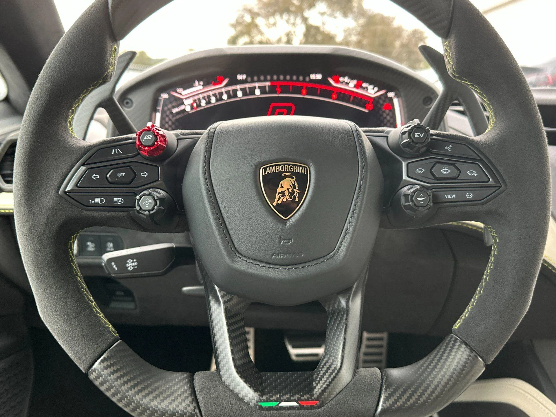 mph026_1660037067_New_2026_Lamborghini_Revuelto_1772877574_26ed3eaf01