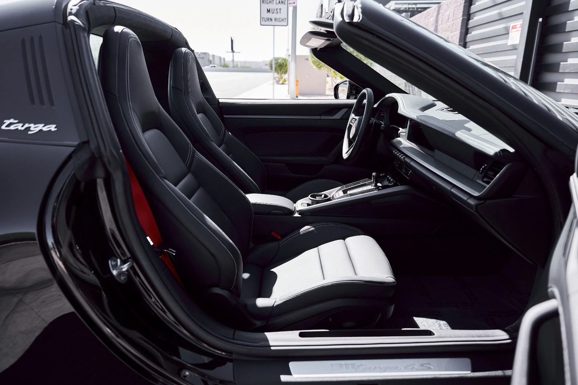 mph026_1682091346_Used_2026_Porsche_911_Targa_4_S_1772843227_ca83ac698c