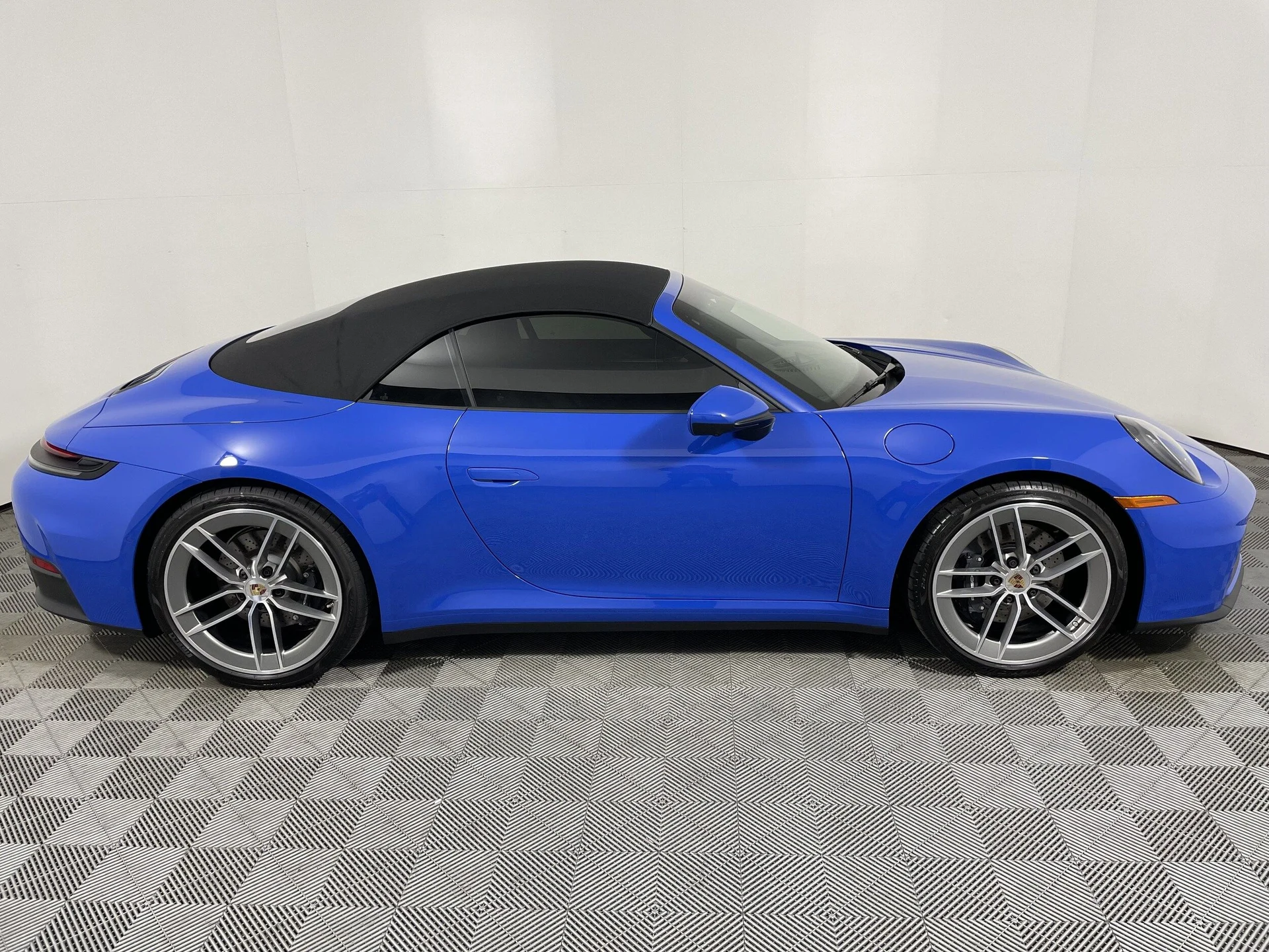 mph026_1693588958_ad5f9063d8329a405a89311daeda0f8fx_2fa3290d68