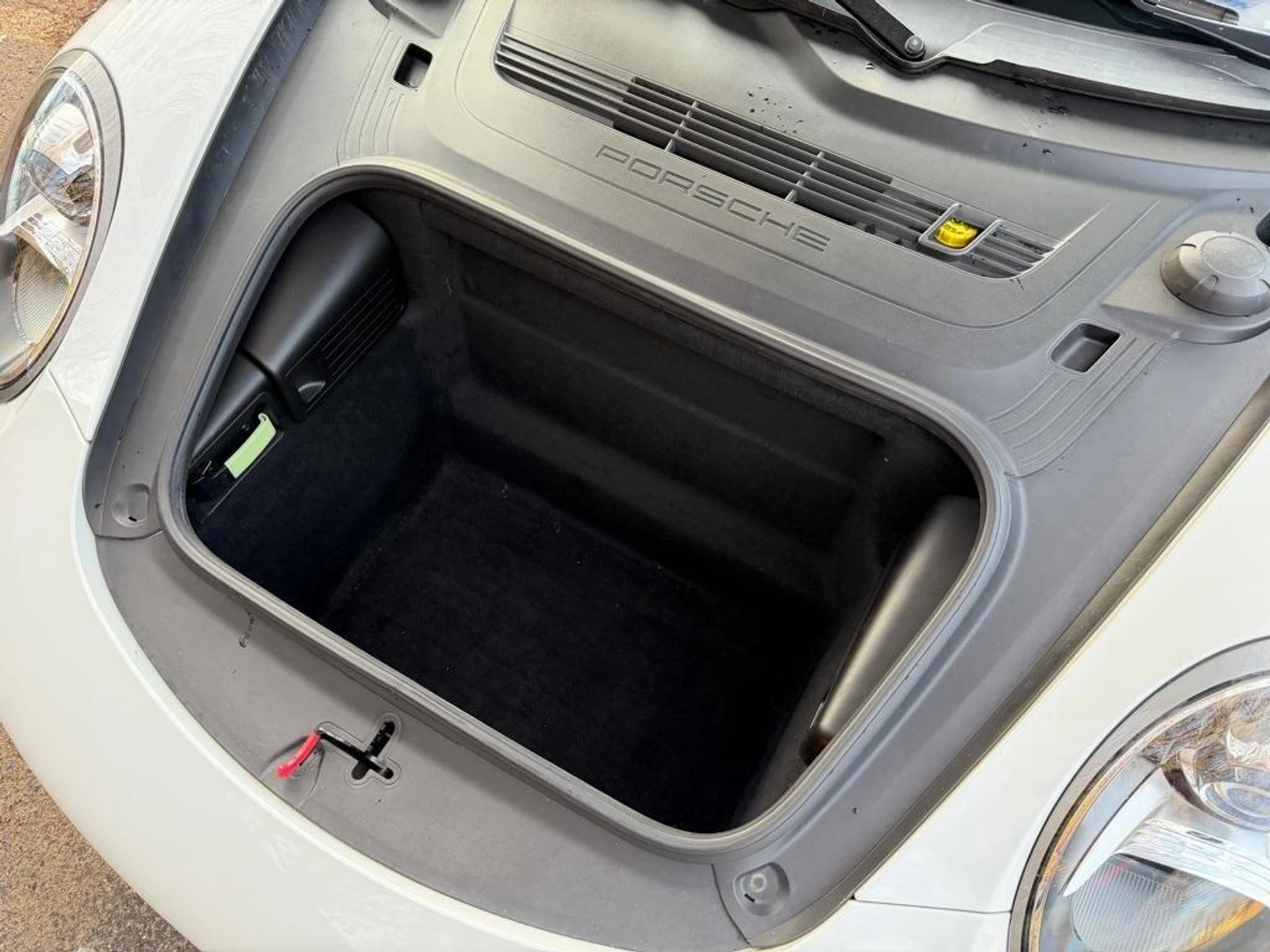 mph026_1694075144_P_Oj_If2349lo_xwv_J_Sj5o_O_Yv0_O_Hc_e21261de1b