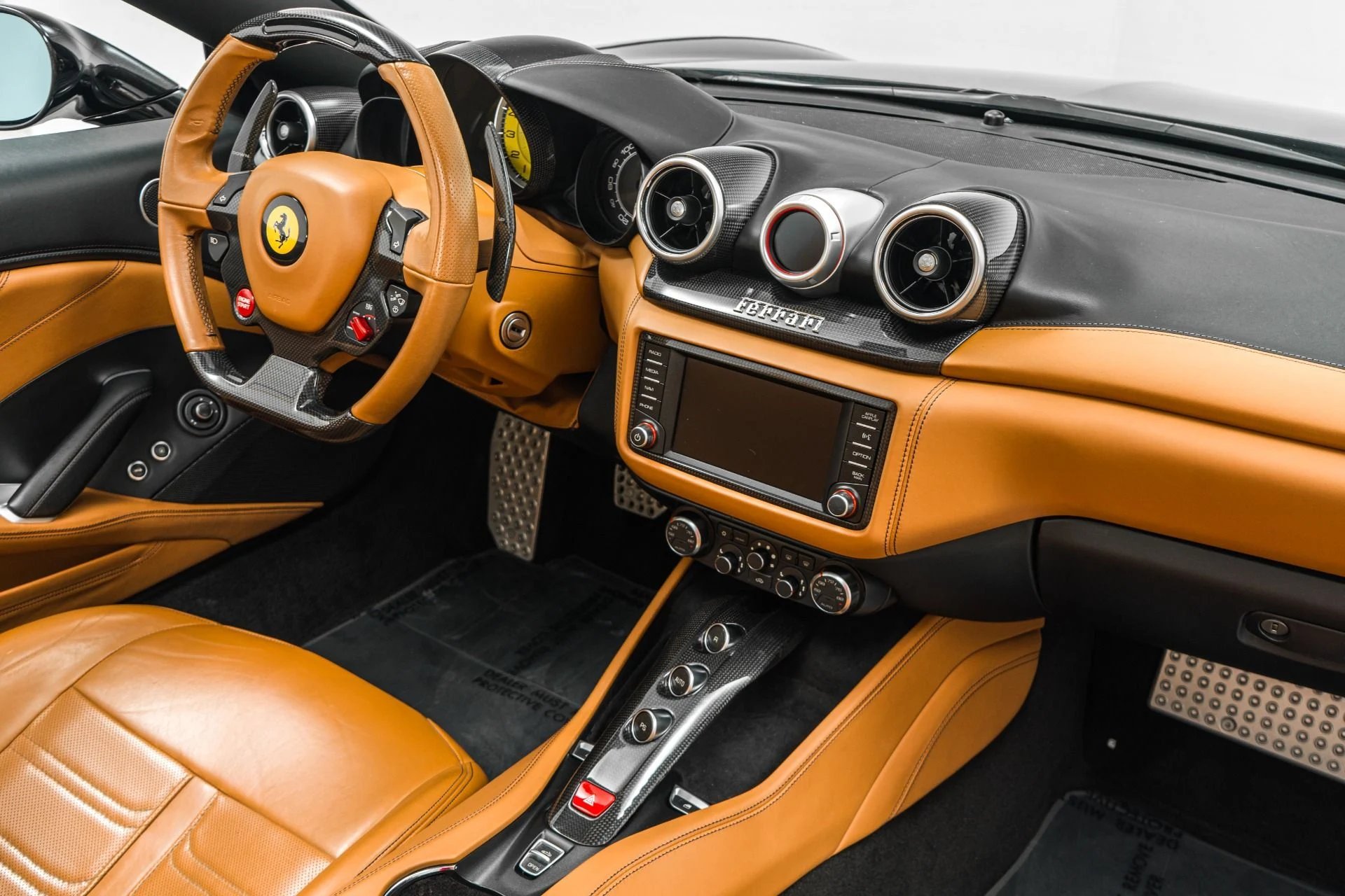 mph026_169893099_Used_2015_Ferrari_California_T_1772230011_08cfc70ba4