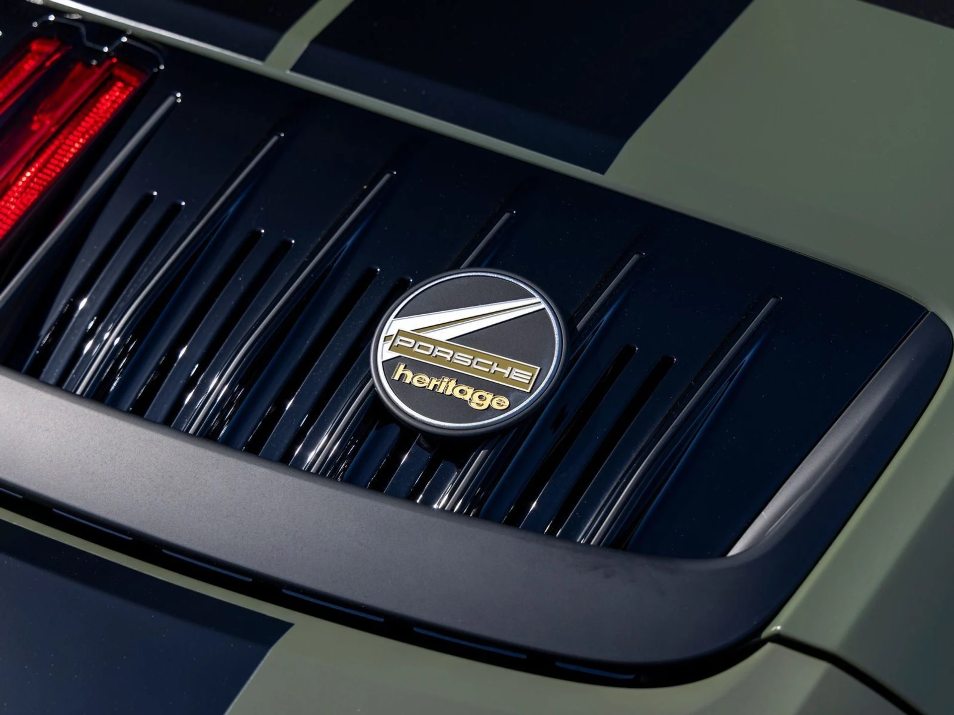 mph026_170357302_27_3bb2c96dec