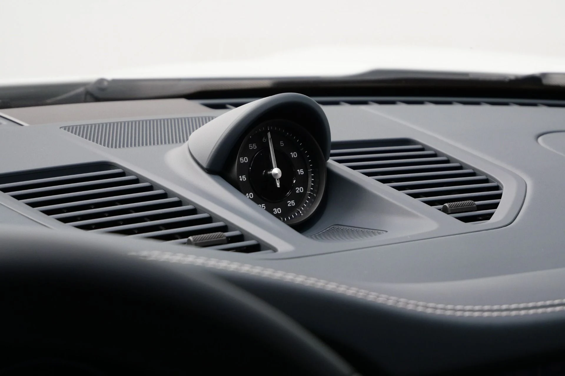 mph026_1705629447_Used_2020_Porsche_911_Carrera_Premium_Package_Leather_Interior_Package_1773071212_7c7a4f8b18