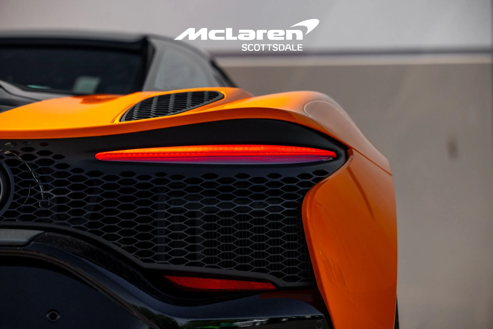 mph026_171268412_Used_2025_MCLAREN_ARTURA_1724732382_150af32dc4