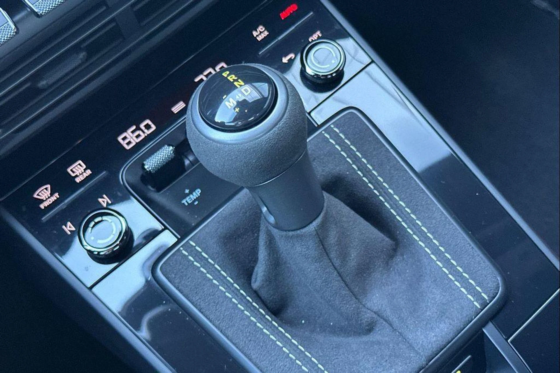 mph026_1719652512_RIV_Sfzc_XAU_Ik_Ib_S_N_Fa_BHMQU_024_f8cb782ef0