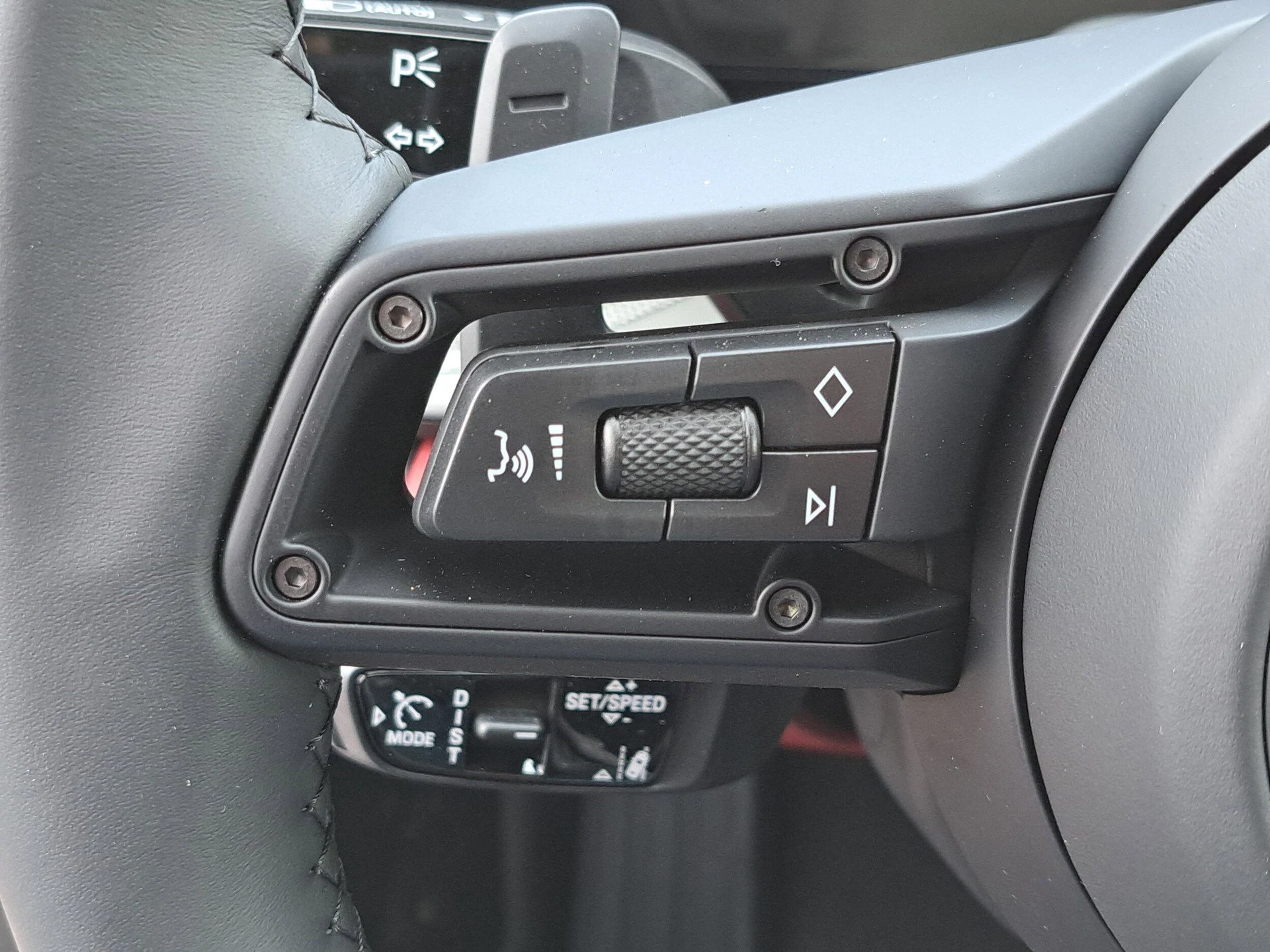 mph026_1731414192_e78d5a6bb7743a82014bac6fbba78a99x_efee85a3d9