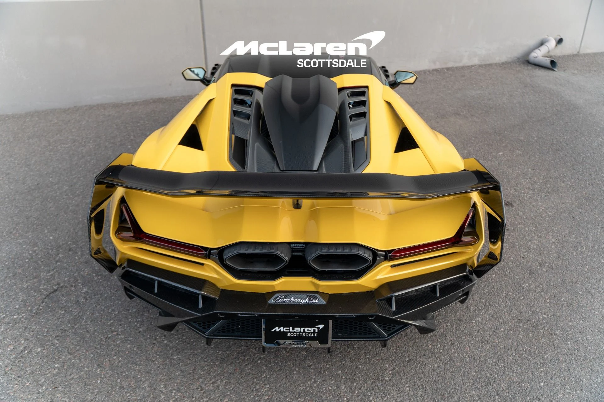 mph026_174177944_Used_2024_LAMBORGHINI_REVUELTO_1769478324_4f29fc0acc