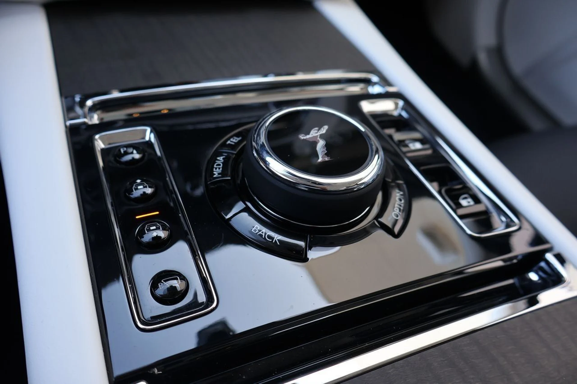 mph026_1743963474_27_e8ce3532f2