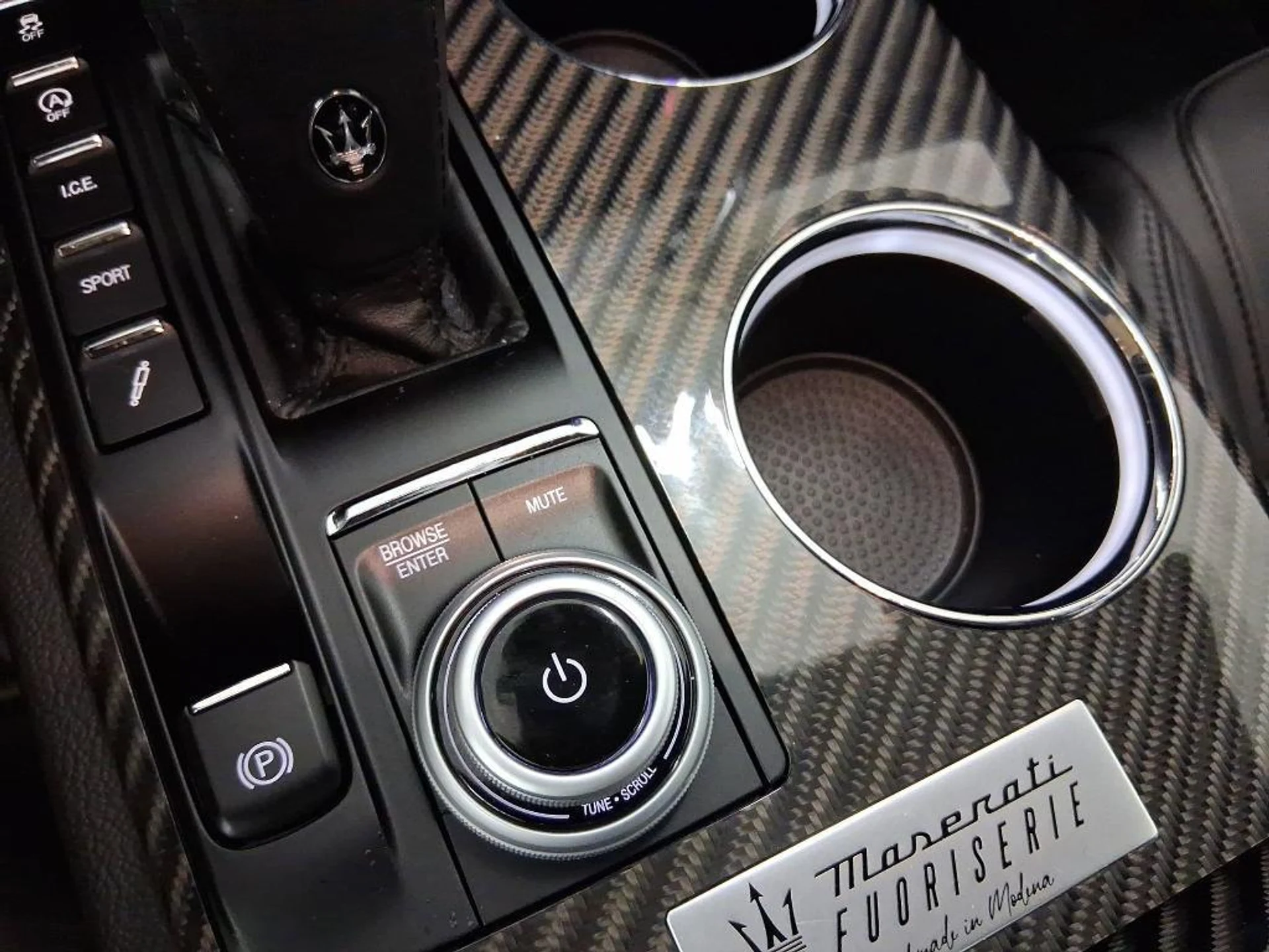 mph026_1745609098_uybh_QUHT_9_LJ_Zr_Vj_C0_Cjz_K_y_M_Qi_E_b0ff27f783