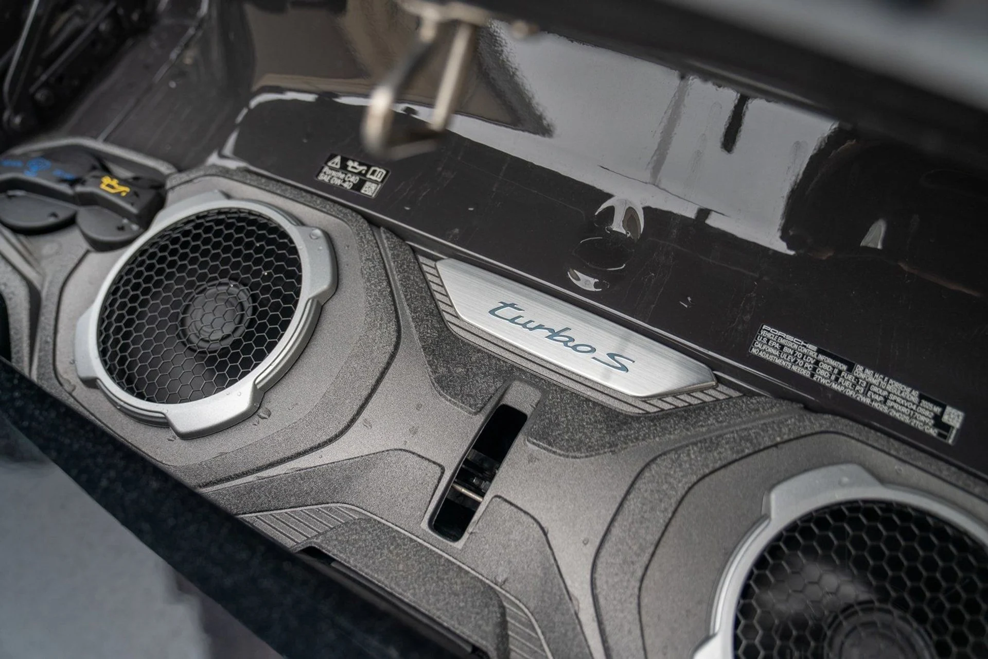 mph026_1749973708_c6e42d1f0aacad1d8ec2be2d43118d48x_bdf2d7faba