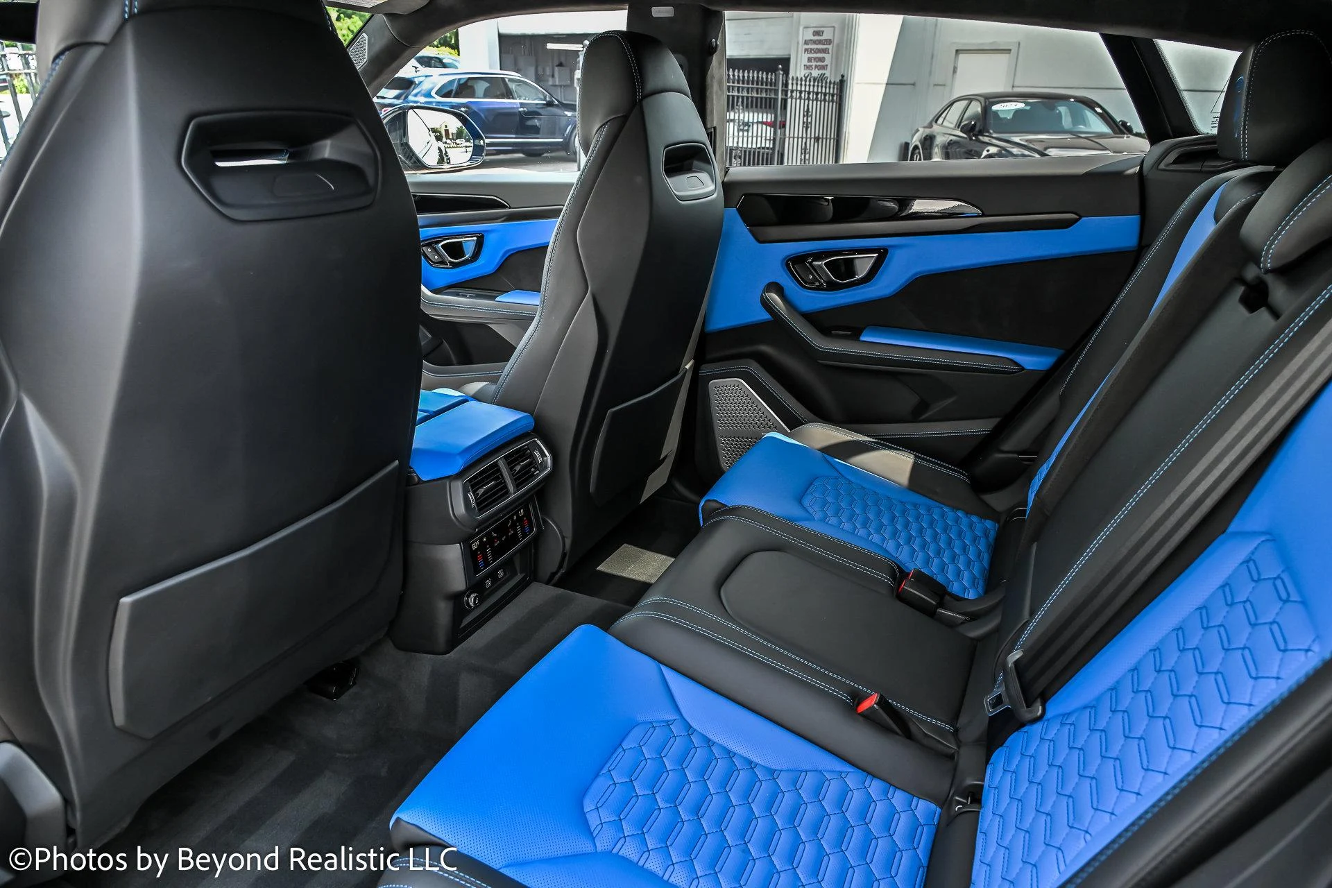 mph026_1751174043_Used_2022_Lamborghini_Urus_1754726505_803fe17f4f