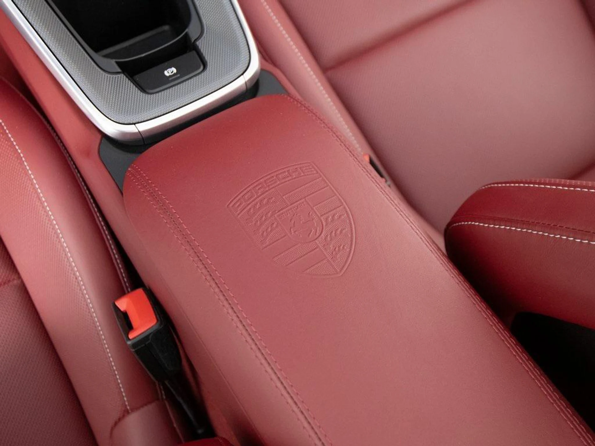 mph026_1758793994_4_Gex8z_H_v_A7_Z9gu0_F_Es_C_Mmgb_Qs_3c0bad58a5