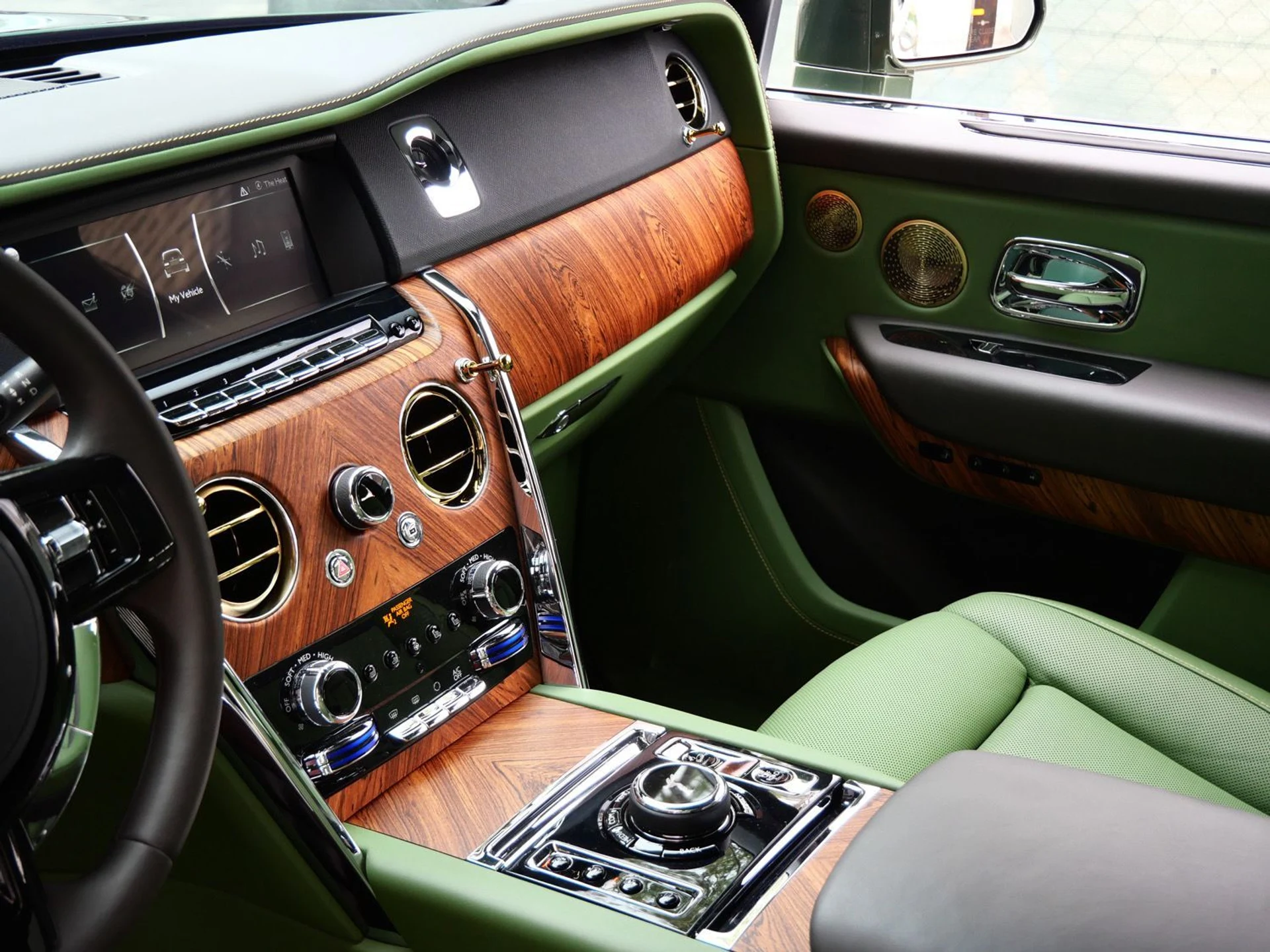 mph026_1762471209_b76267d862c758d71c5b054123fa507cx_03ff7d5d97