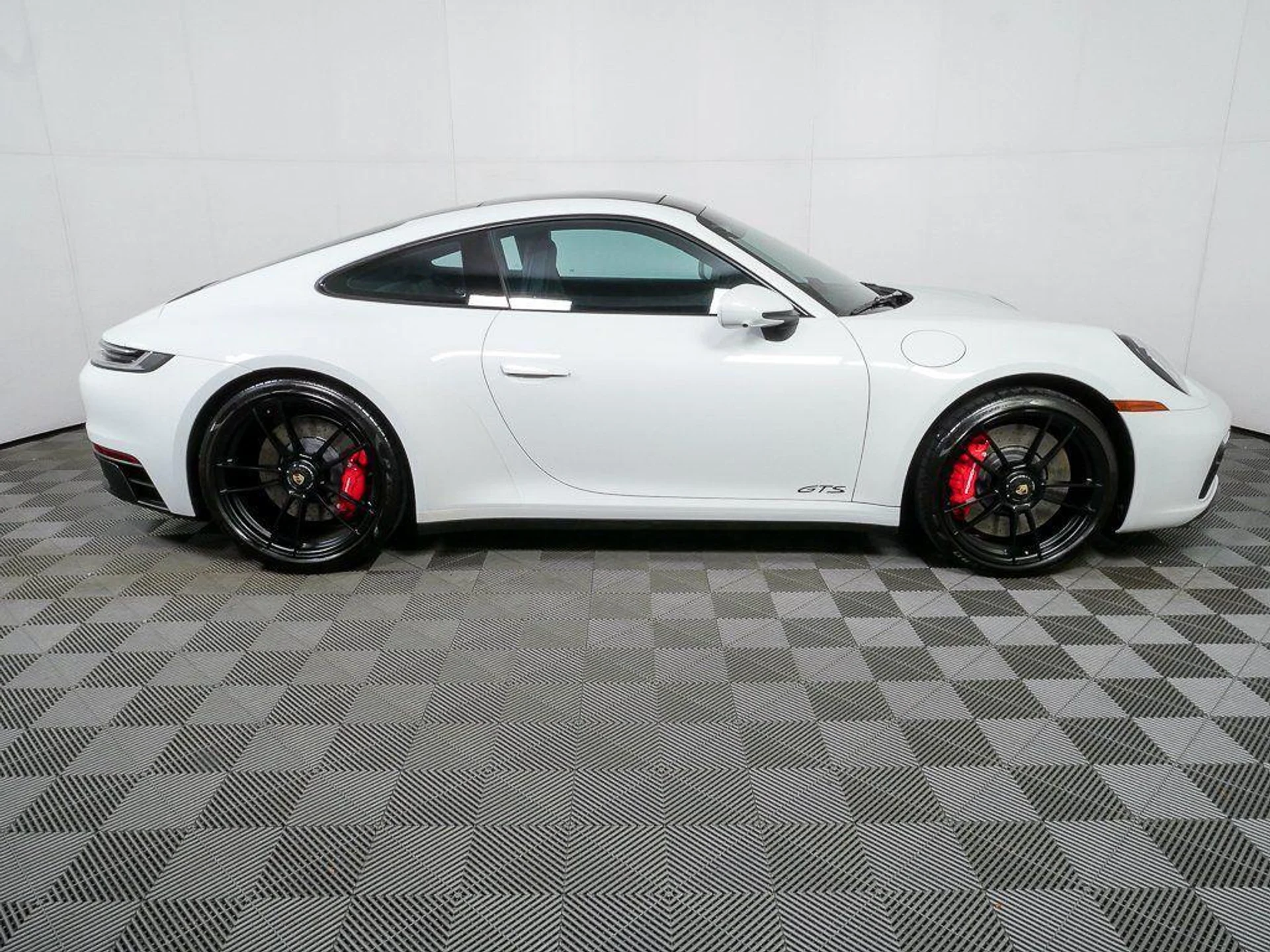 mph026_1765884841_s8p_Q_Kuoq_YZ_Pumr_L_Gk8kcv95p78_M_b8258bb821