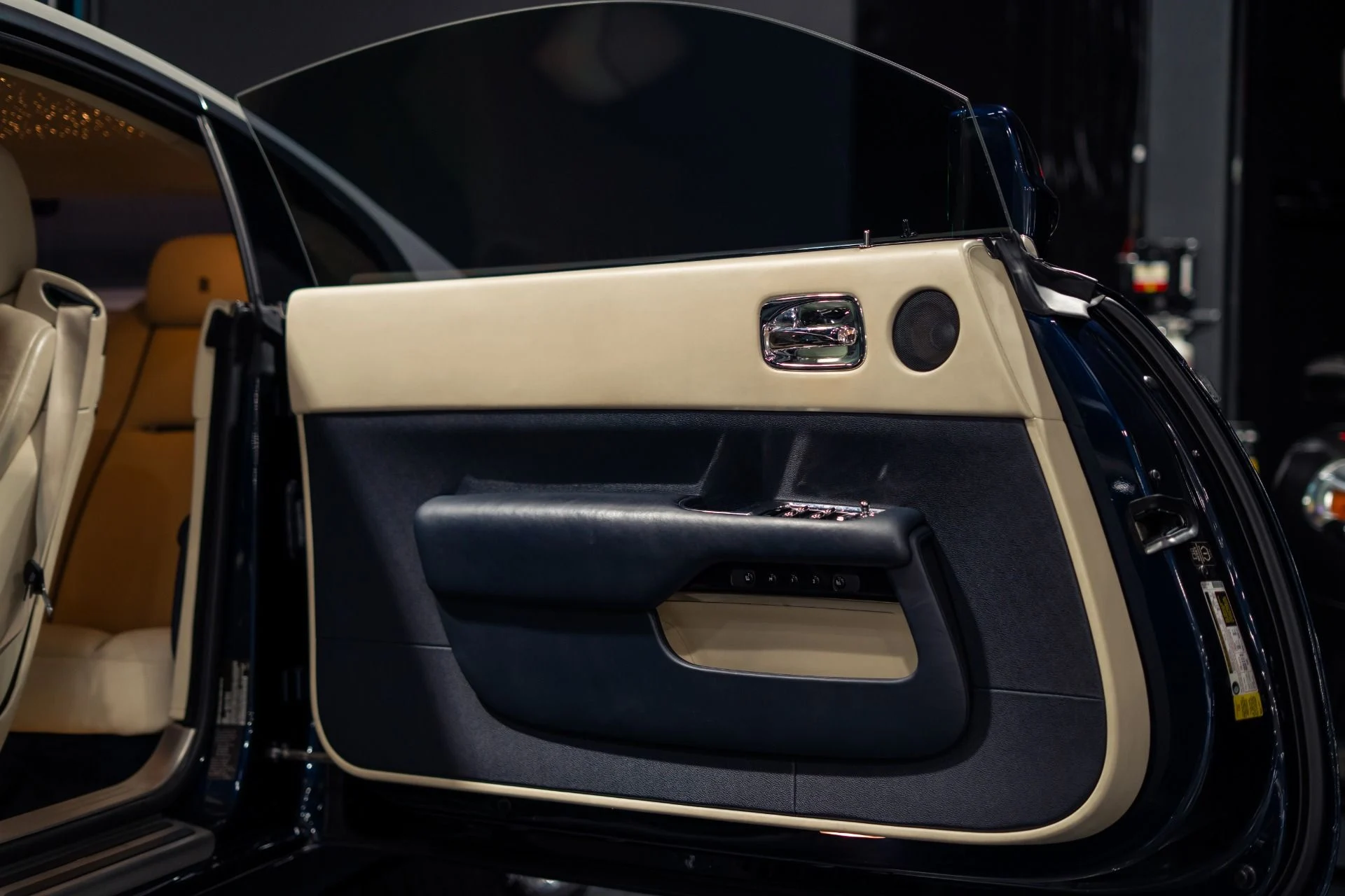 mph026_1772658749_Used_2014_Rolls_Royce_Wraith_Bespoke_Interior_1784145568_603e5c94fb