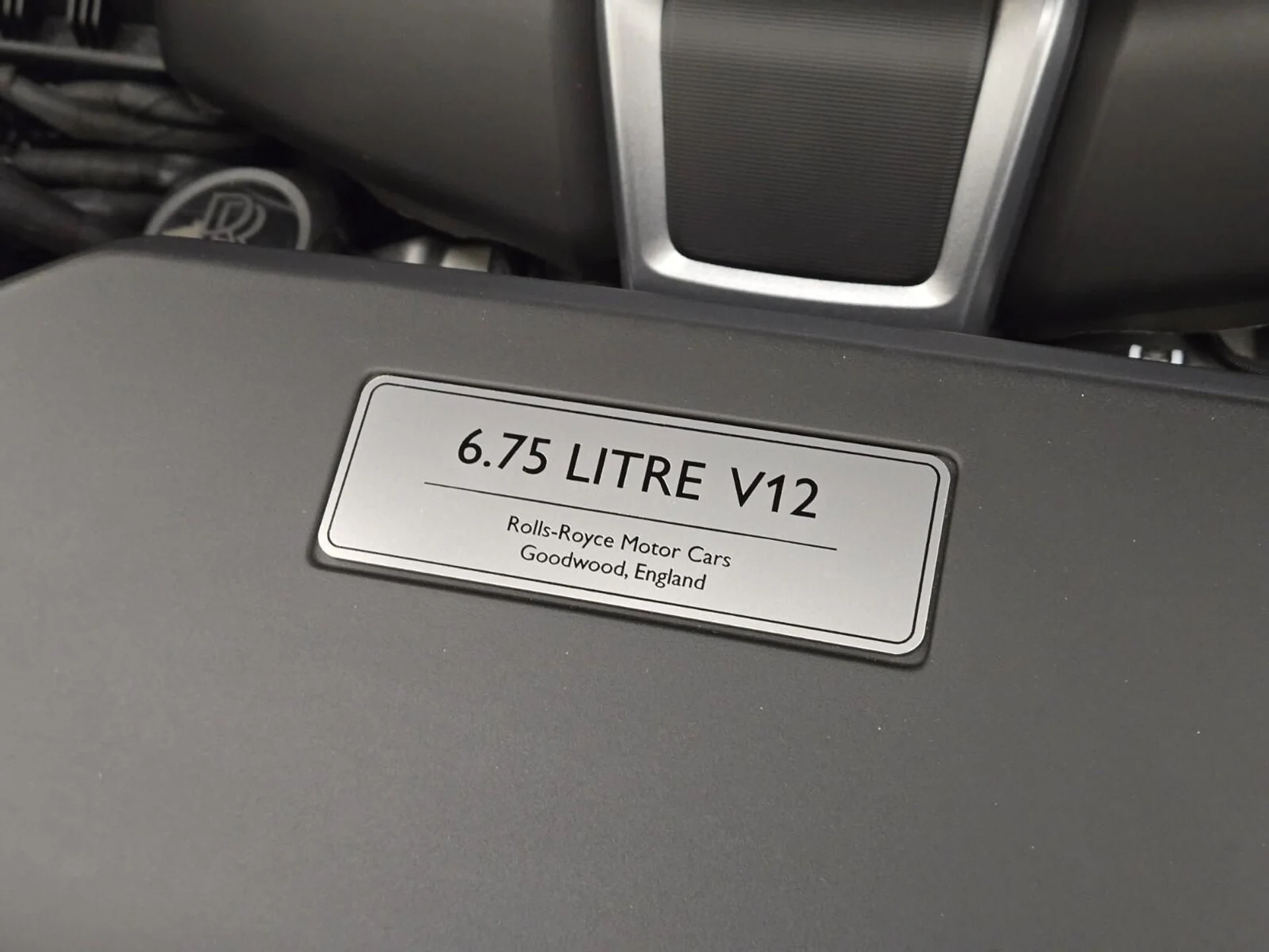 mph026_177680060_New_2026_Rolls_Royce_Cullinan_Black_Badge_1776921919_36df5d7e86