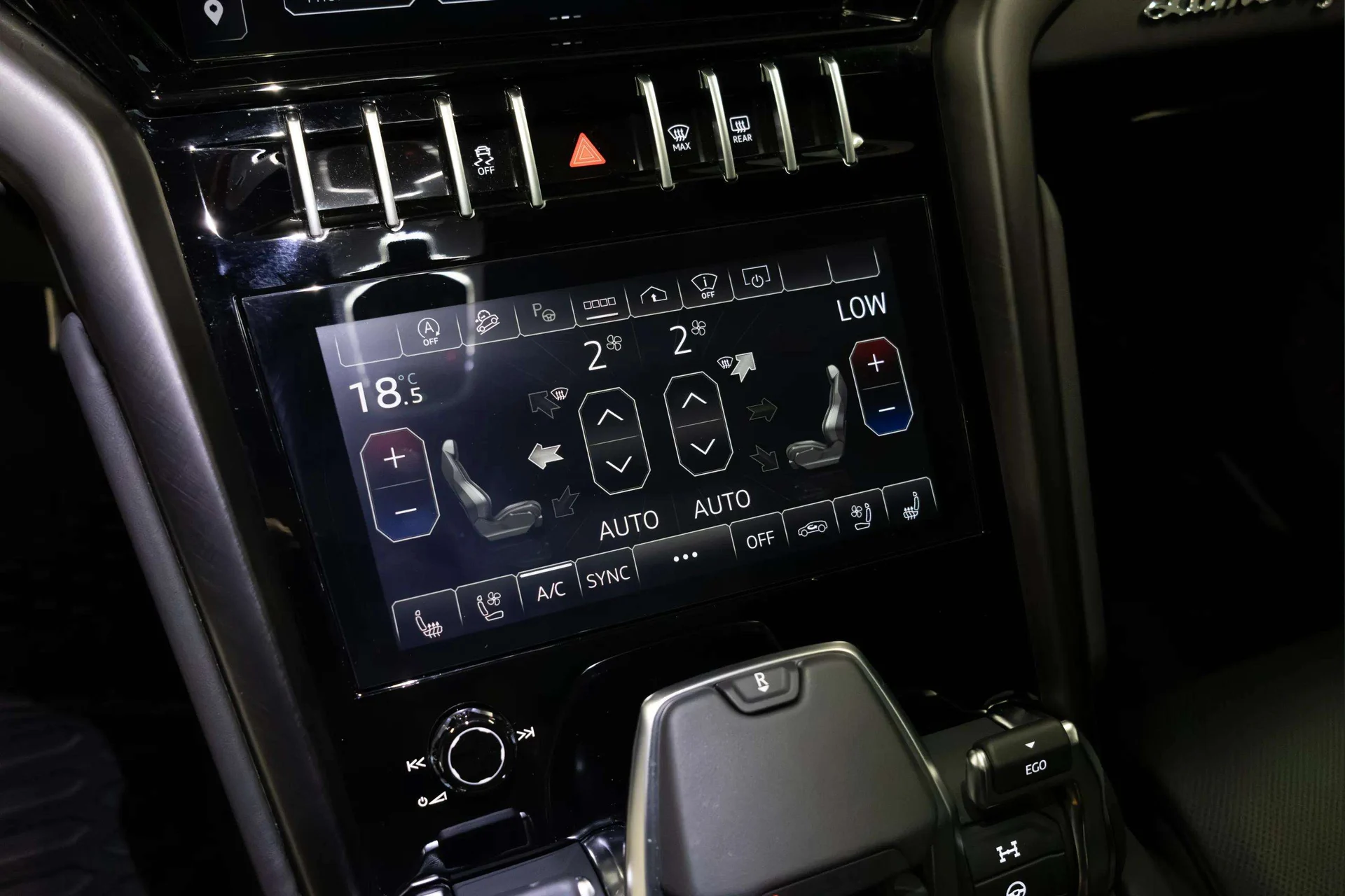 mph026_1798819769_64292480_58aa_43c0_998d_34b02406b536_202320_Lamborghini20_Urus20_S2028_ZPBCB_3_ZL_4_PLA_2366129_27_b0a9a88cd4