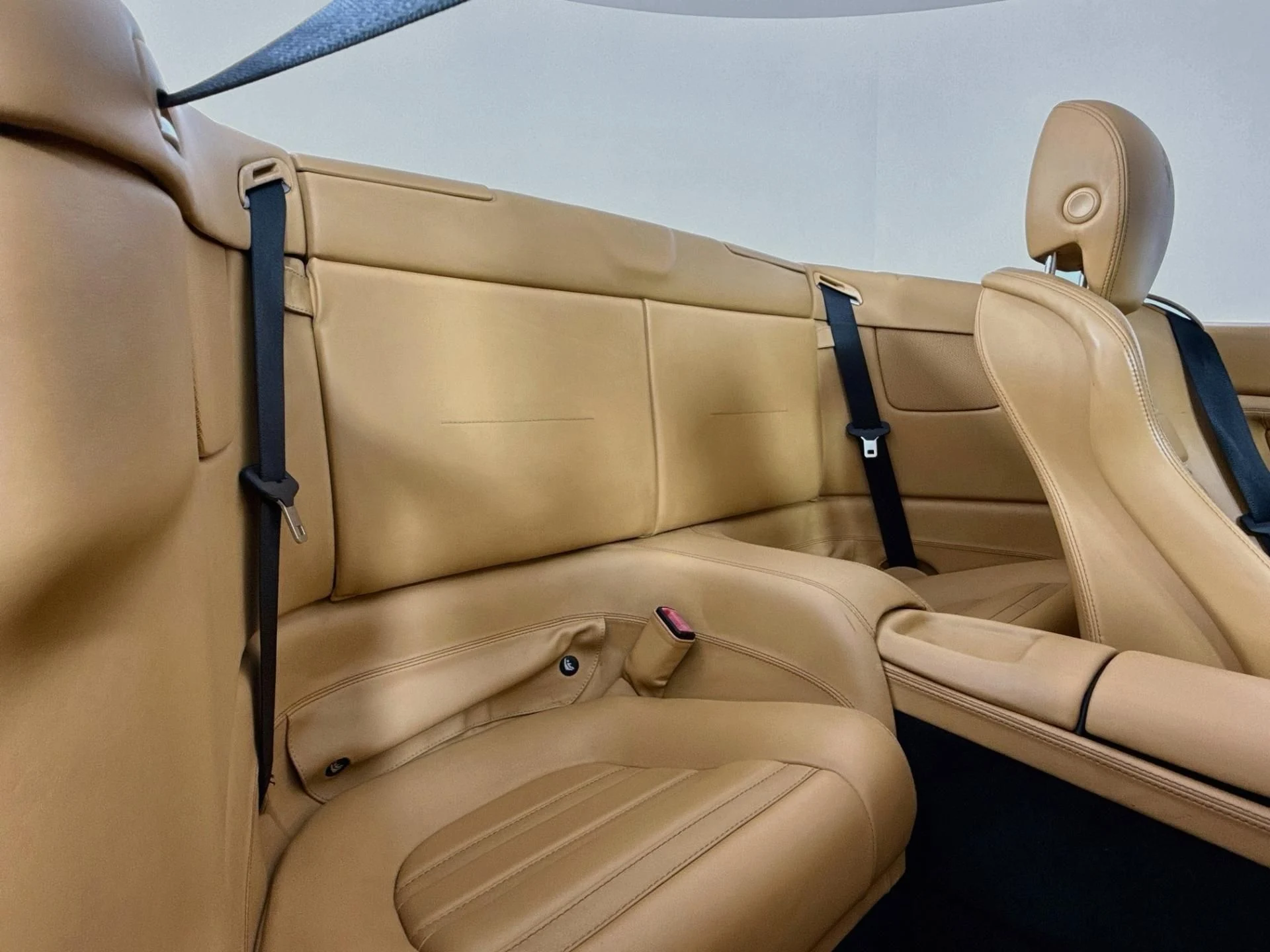 mph026_1801688338_Used_2010_Ferrari_California_1790360479_cb23af0e3f