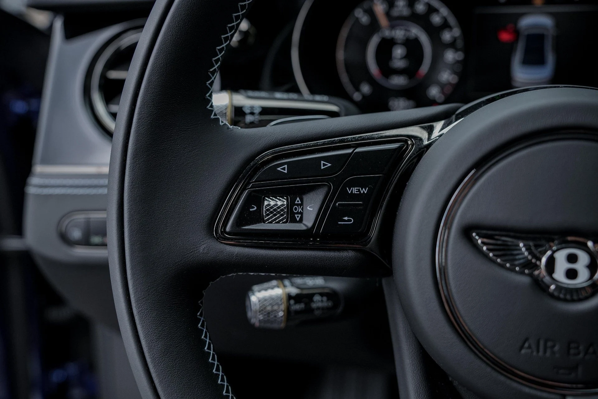 mph026_1806503019_Hi_Tech_Luxury_Imports_LLC_SCBBP_6_ZG_0_SC_023385_image_26_44e18453ff