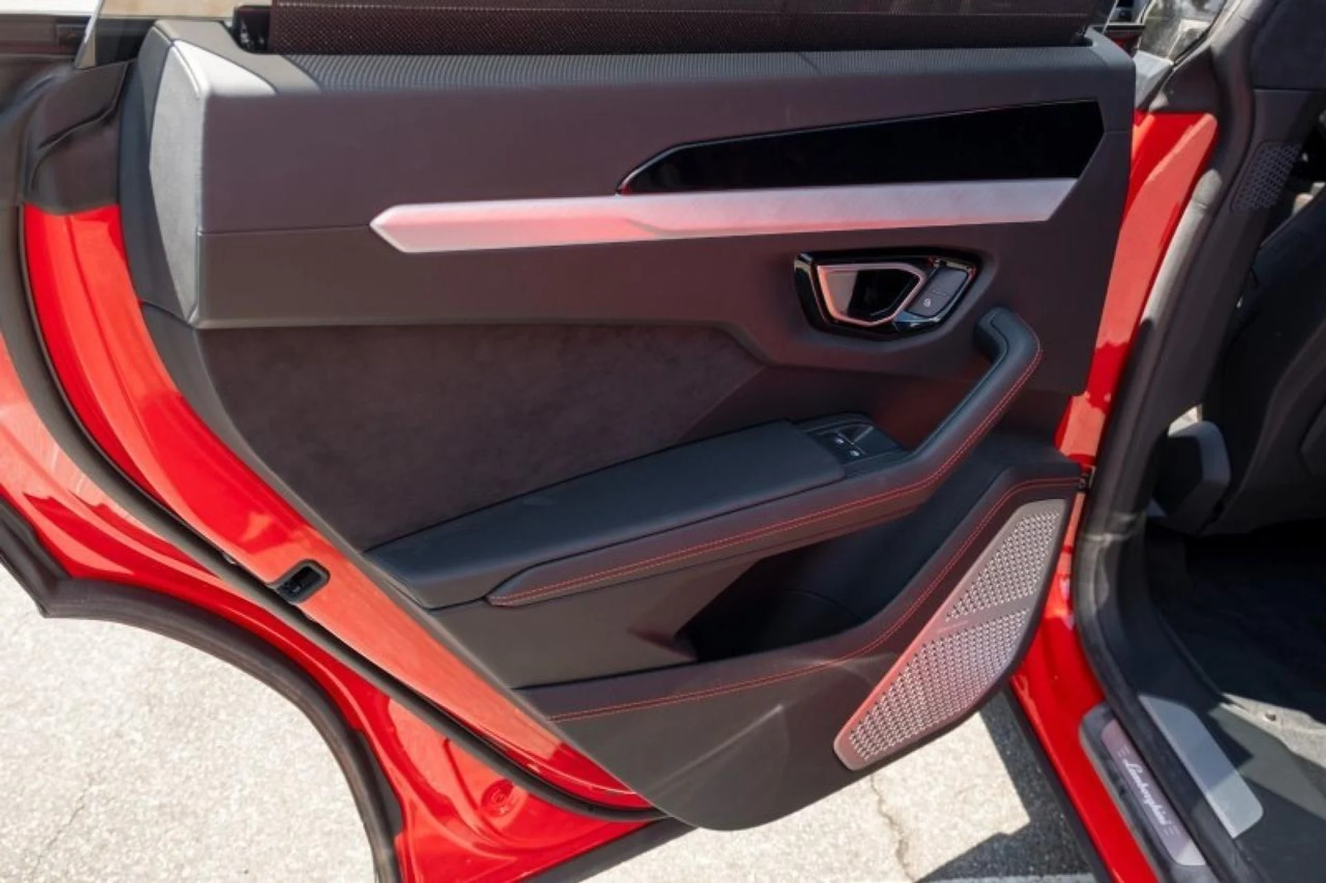 mph026_180710011_bdbd271edf3bb3f741d8c3a24a3ecf3b_5e4e881fc8