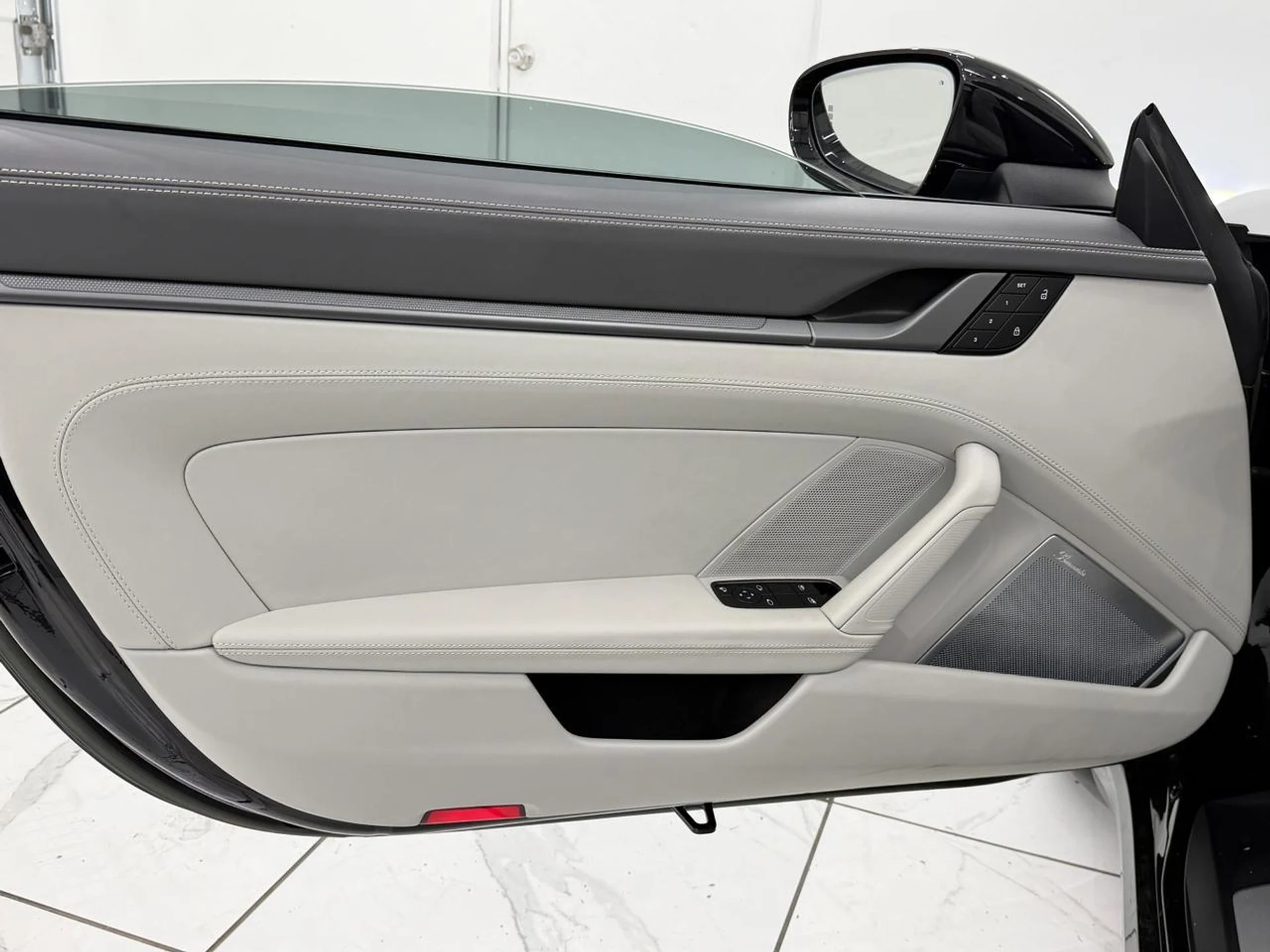 mph026_1810217050_5e155bb496f5214edfecdedc21315dd7_749b856de7