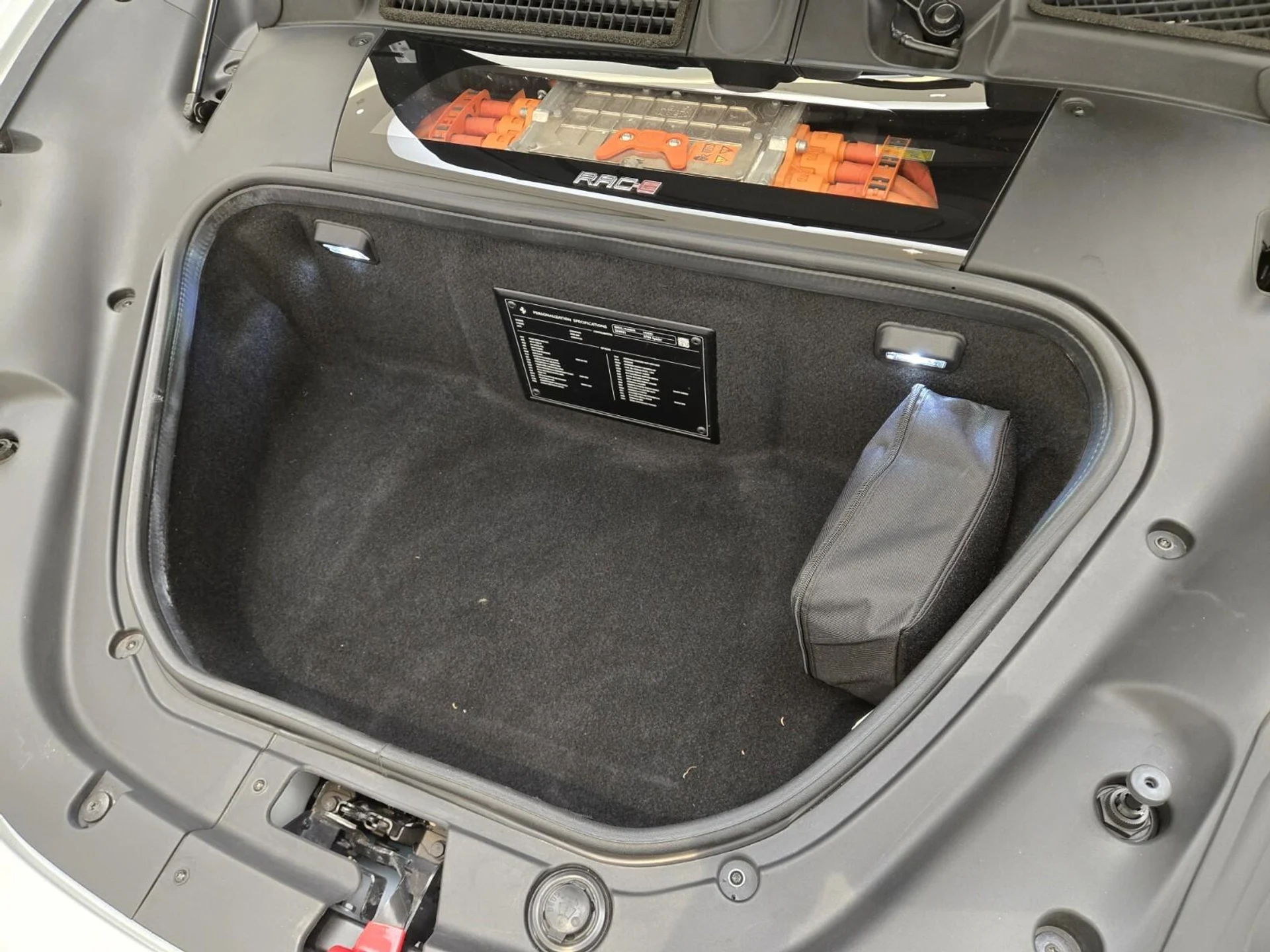 mph026_1817393944_Used_2024_Ferrari_SF_90_Spider_1768891325_085686bf96