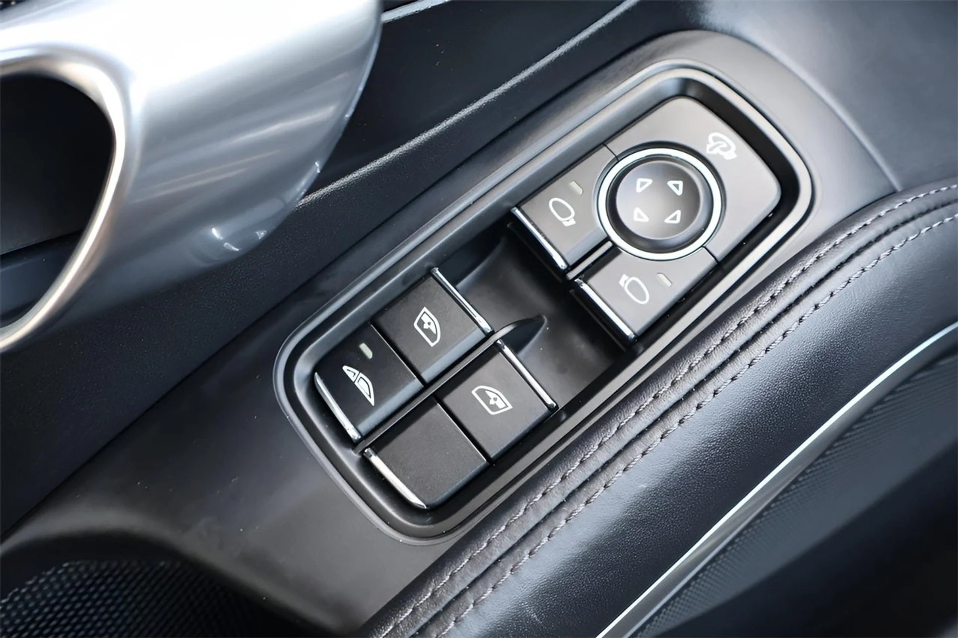 mph026_1827322015_27_a0fd3da147