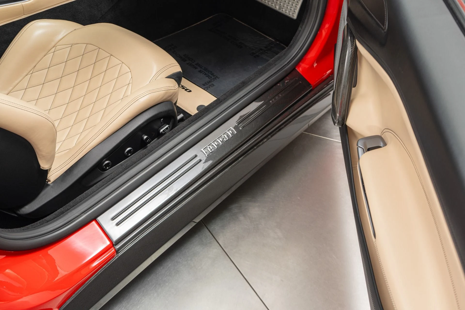 mph026_1837941915_Used_2020_Ferrari_GTC_4_Lusso_V12_Power_Passenger_Display_Carbon_Fiber_Interior_Trim_1776369259_fcf999d30d