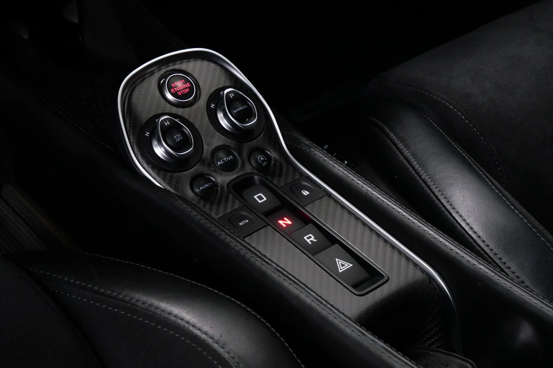 mph026_1839543398_Used_2019_Mc_Laren_600_LT_Carbon_Packs_1_and_2_Bowers_and_Wilkins_Audio_Ultra_Lightweight_Wheels_1767975670_707b149bb6