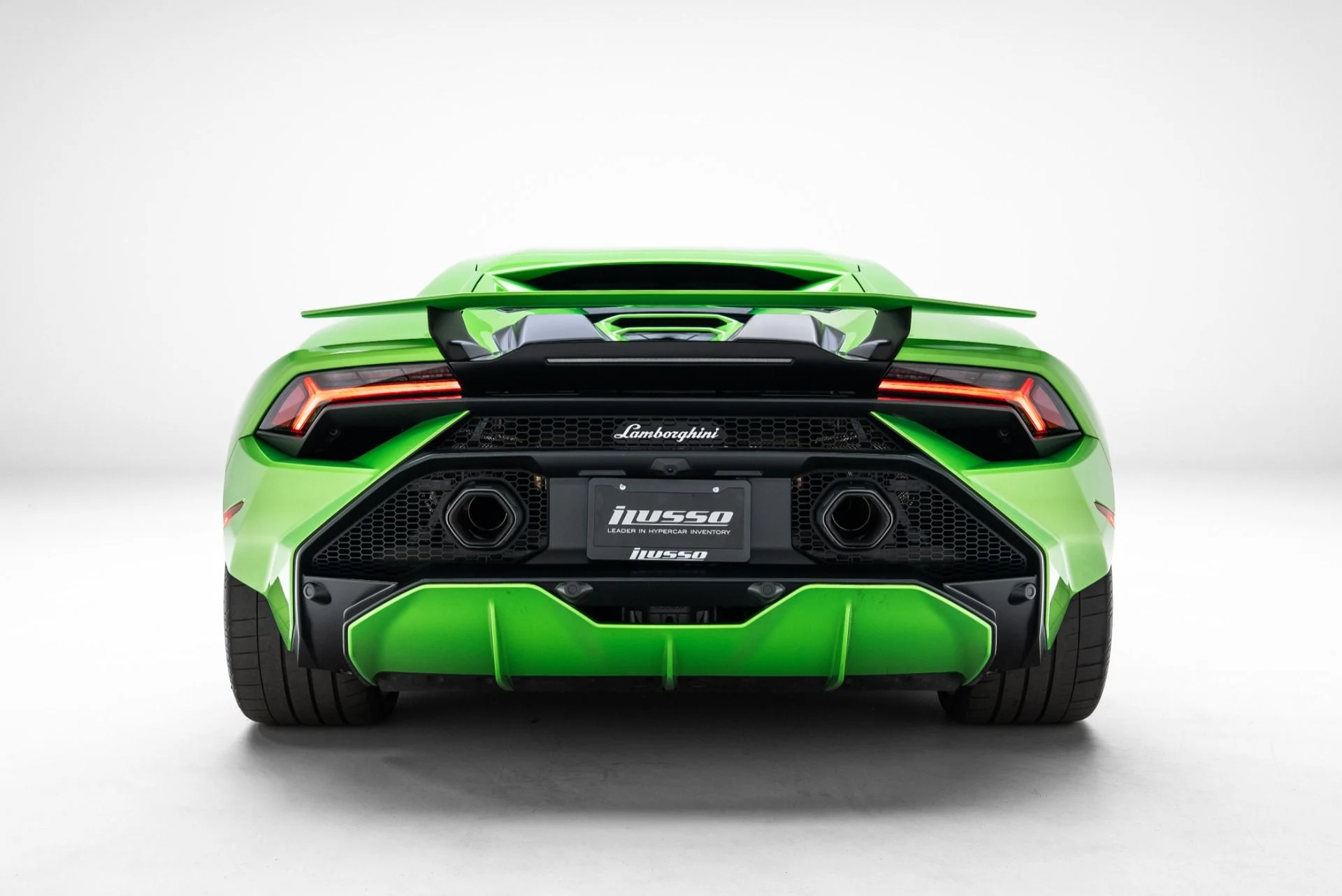 mph026_1844502294_Used_2023_Lamborghini_Huracan_Tecnica_1775770975_a0ceaa8314