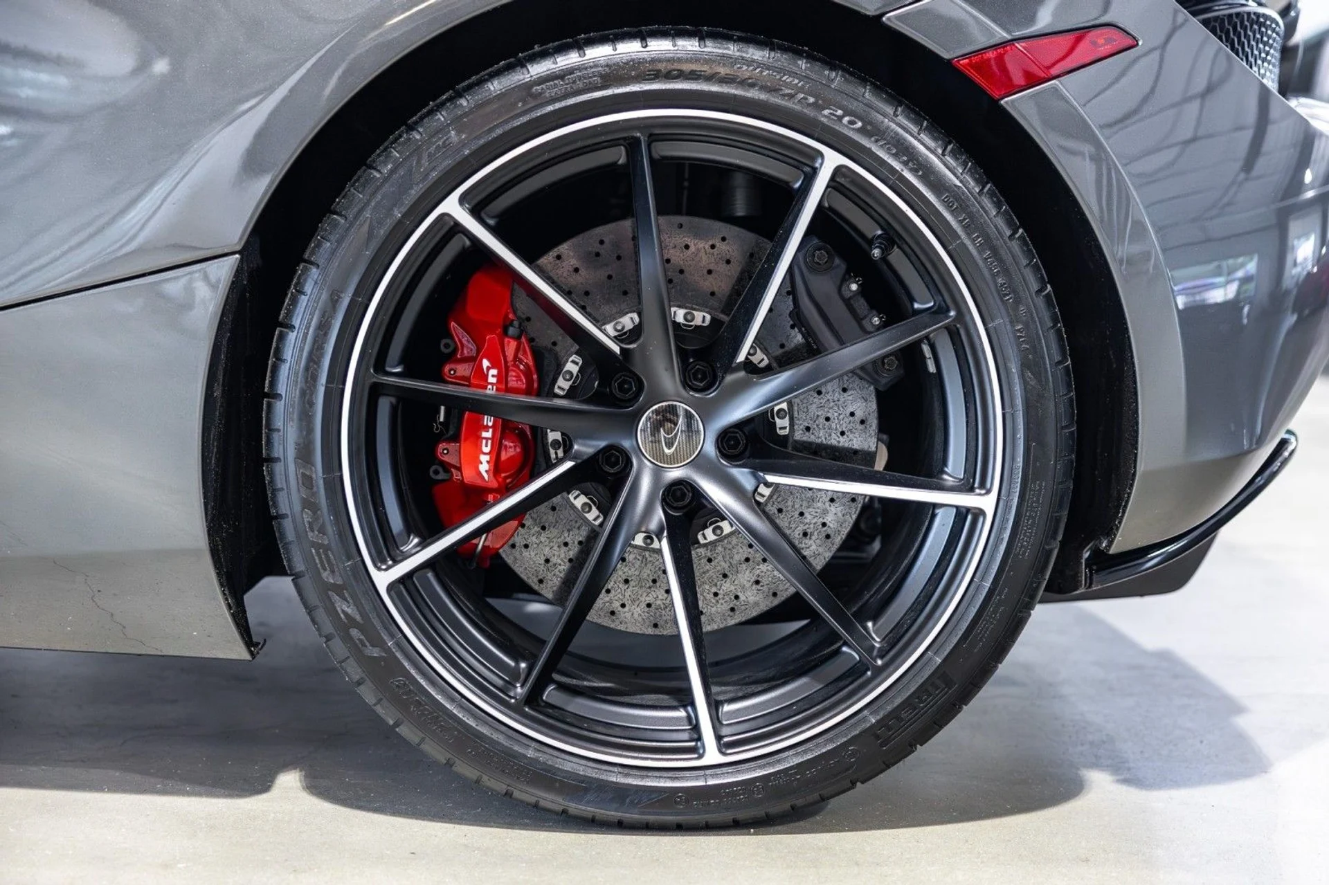 mph026_1847556952_ug_4e45df1f5c