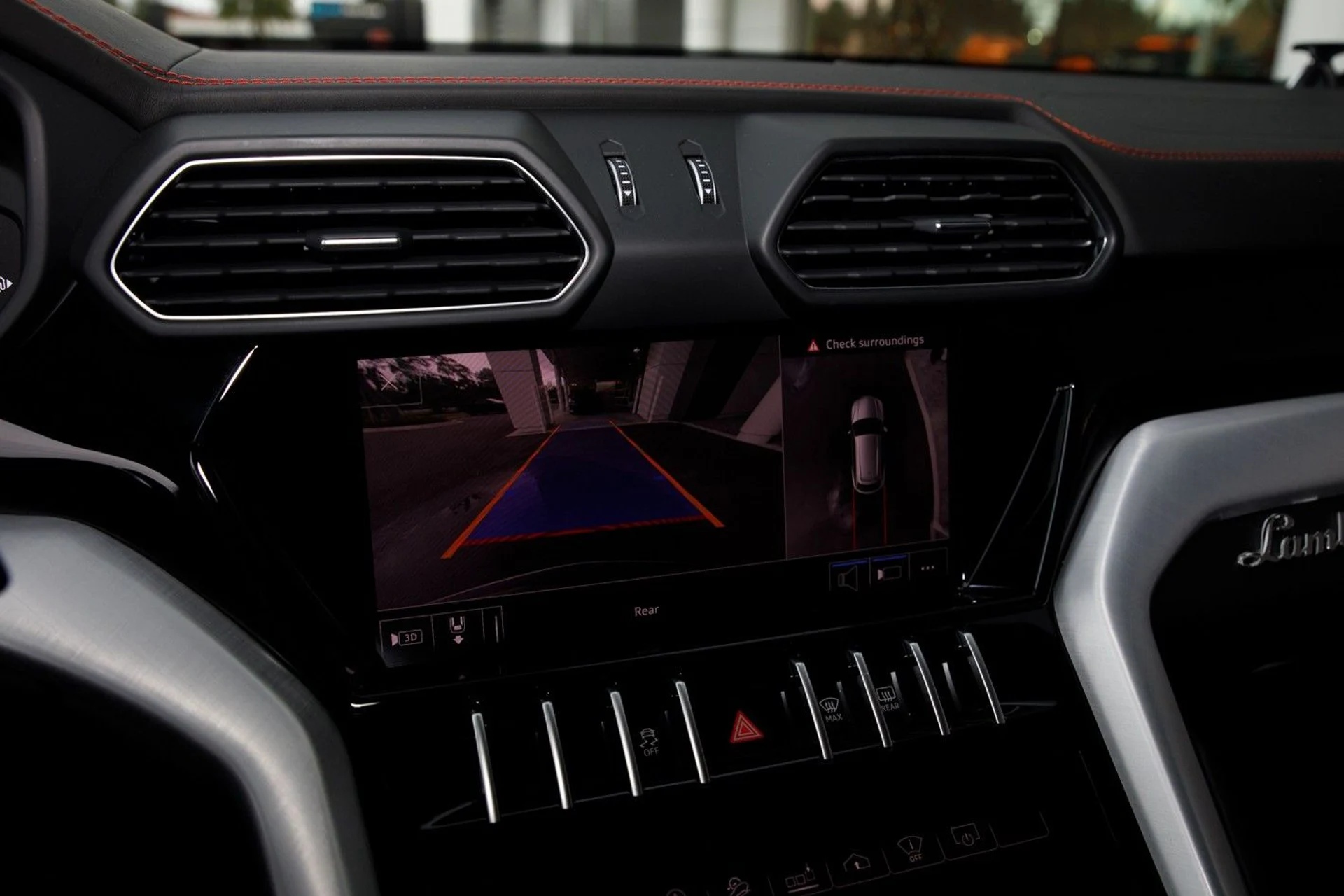 mph026_1847611936_624_p27_l_d2df904e95