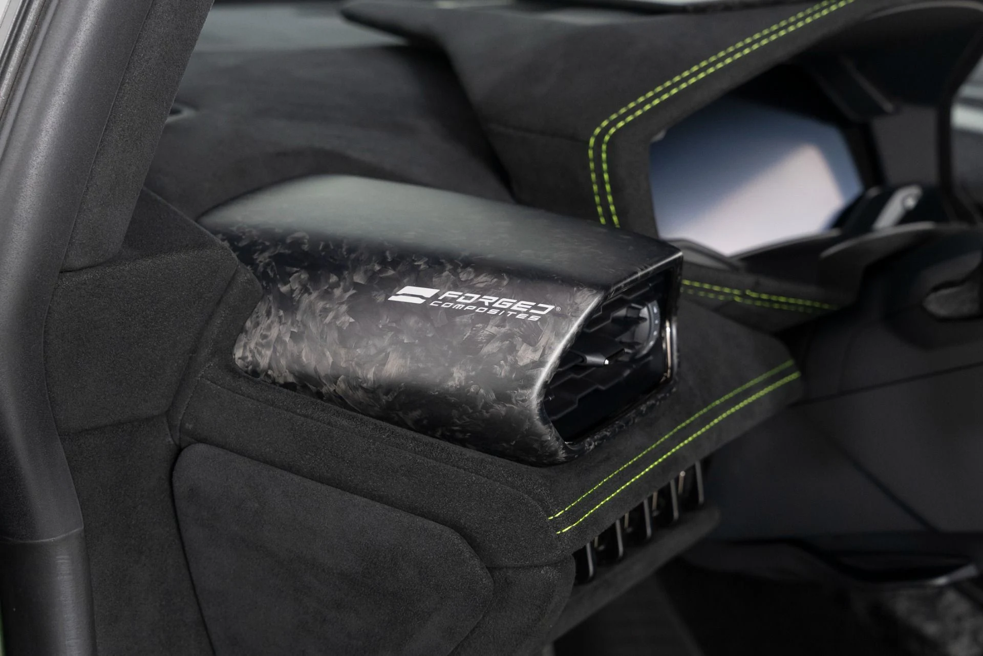 mph026_1859340595_Used_2019_Lamborghini_Huracan_Performante_1744066450_58e539fc6e