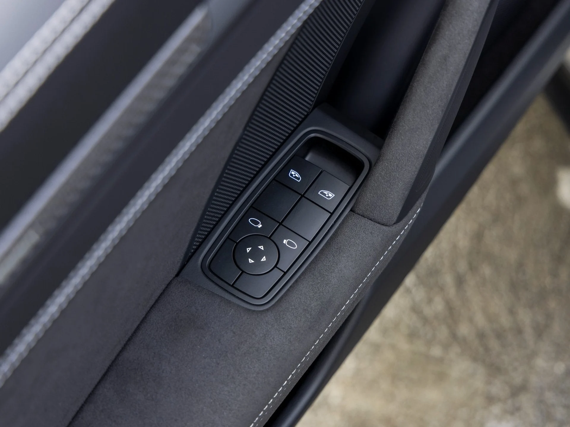 mph026_1862760659_27_d22f5f5ded