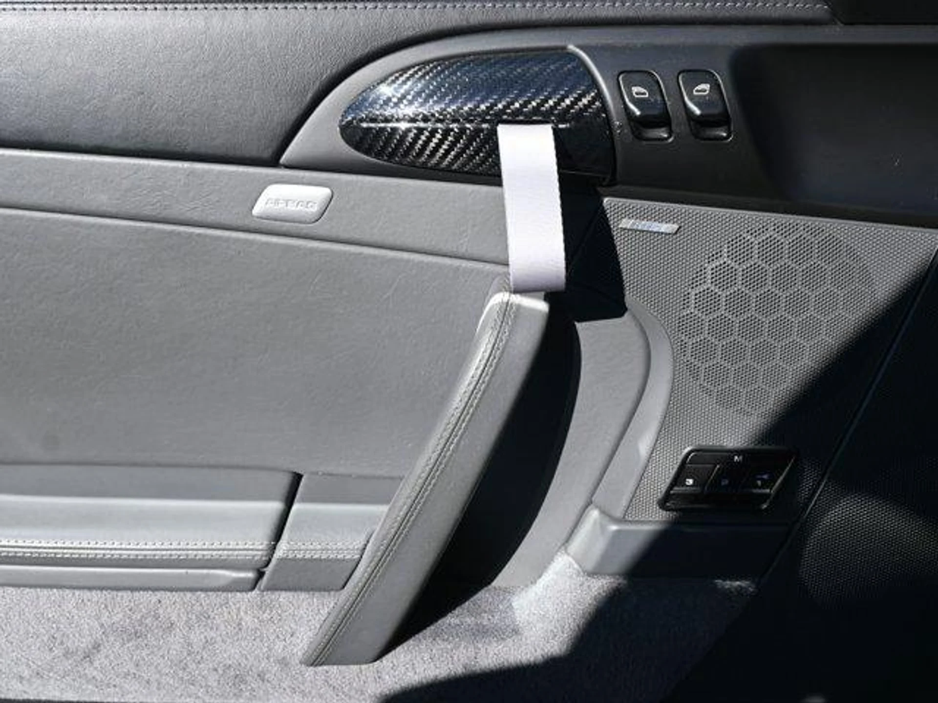 mph026_1864745849_JD_5_BD_Xt5_C_Qu_G5_MB_Wxo_Et_D7p_Kf_Q_e1413e2222